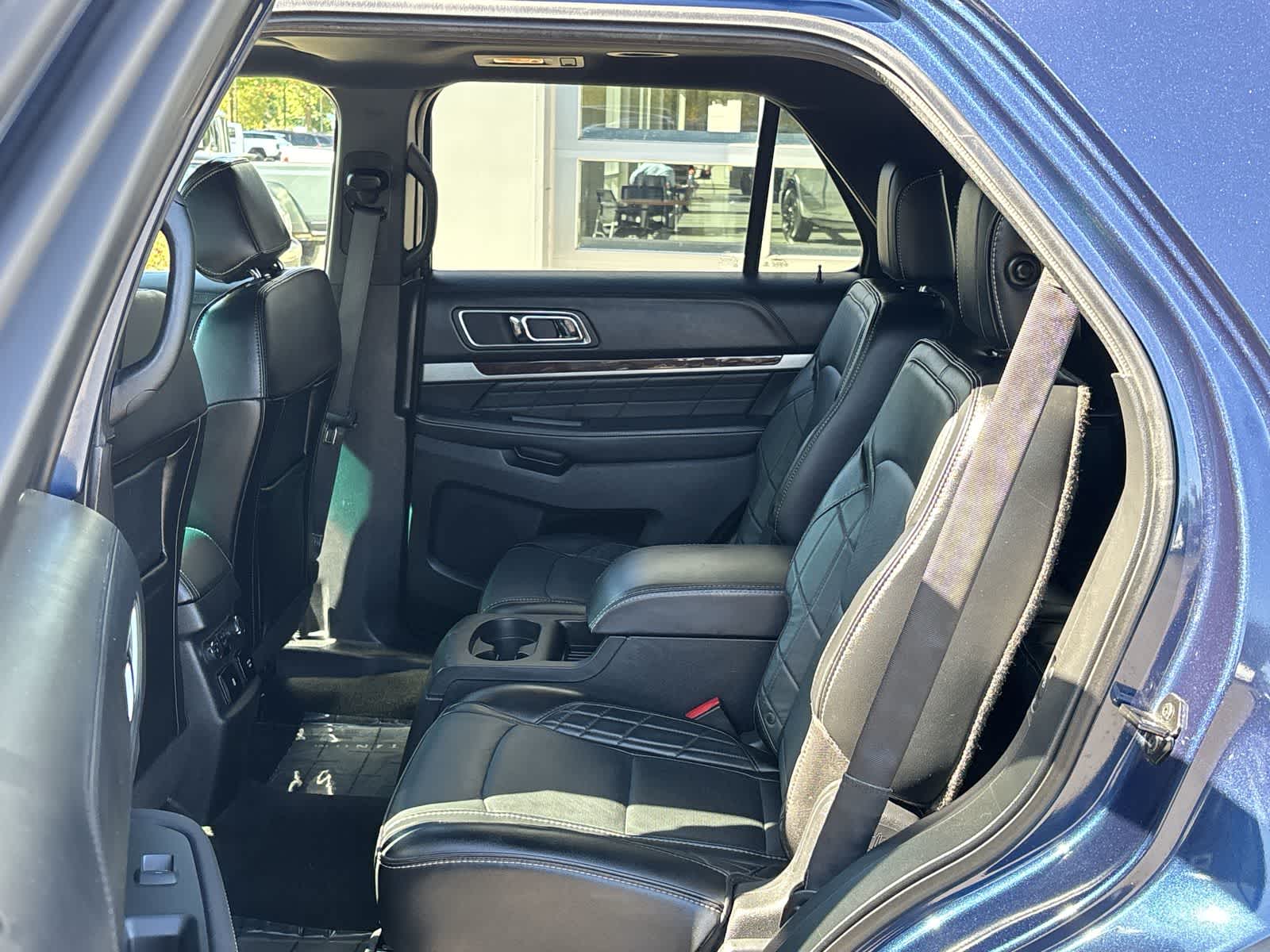 Thumbnail: 2016 Ford Explorer - 11