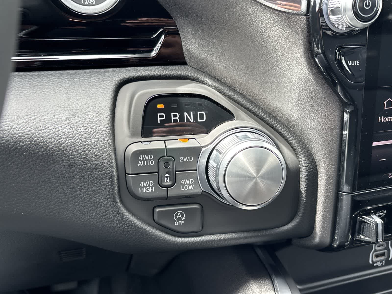 Thumbnail: 2026 RAM 1500 - 26