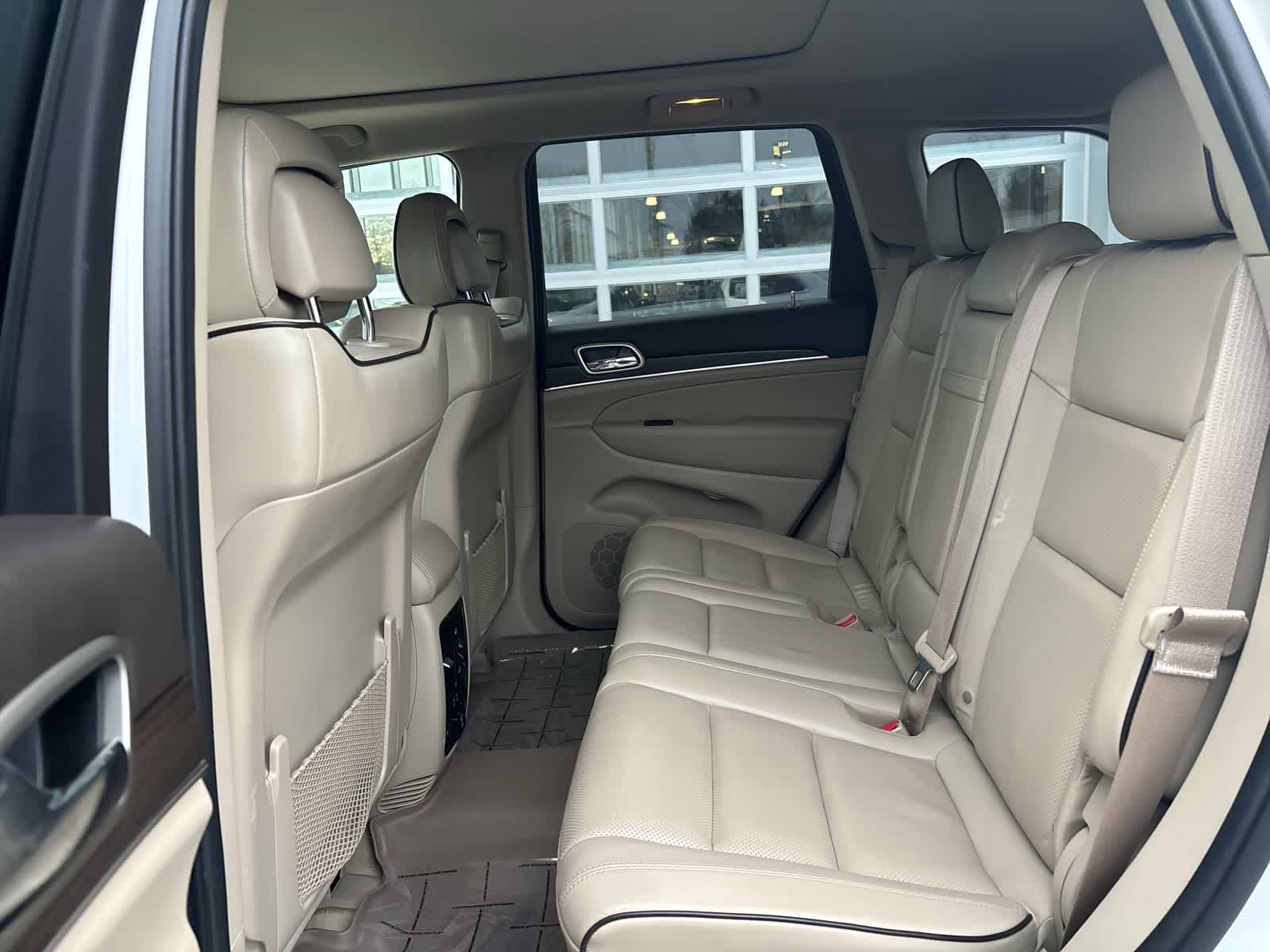 Thumbnail: 2014 Jeep Grand Cherokee - 6