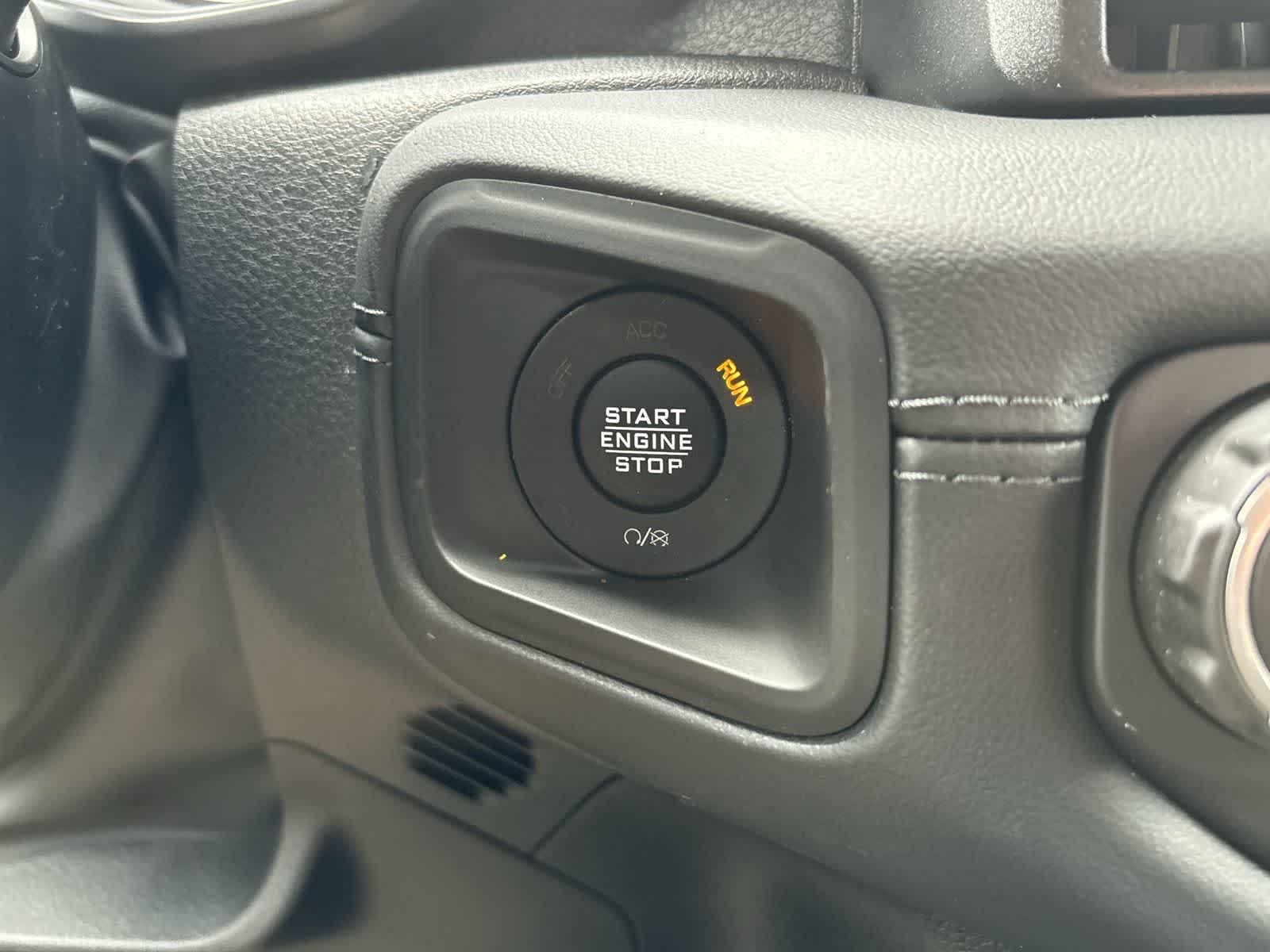 Thumbnail: 2026 Jeep Gladiator - 28