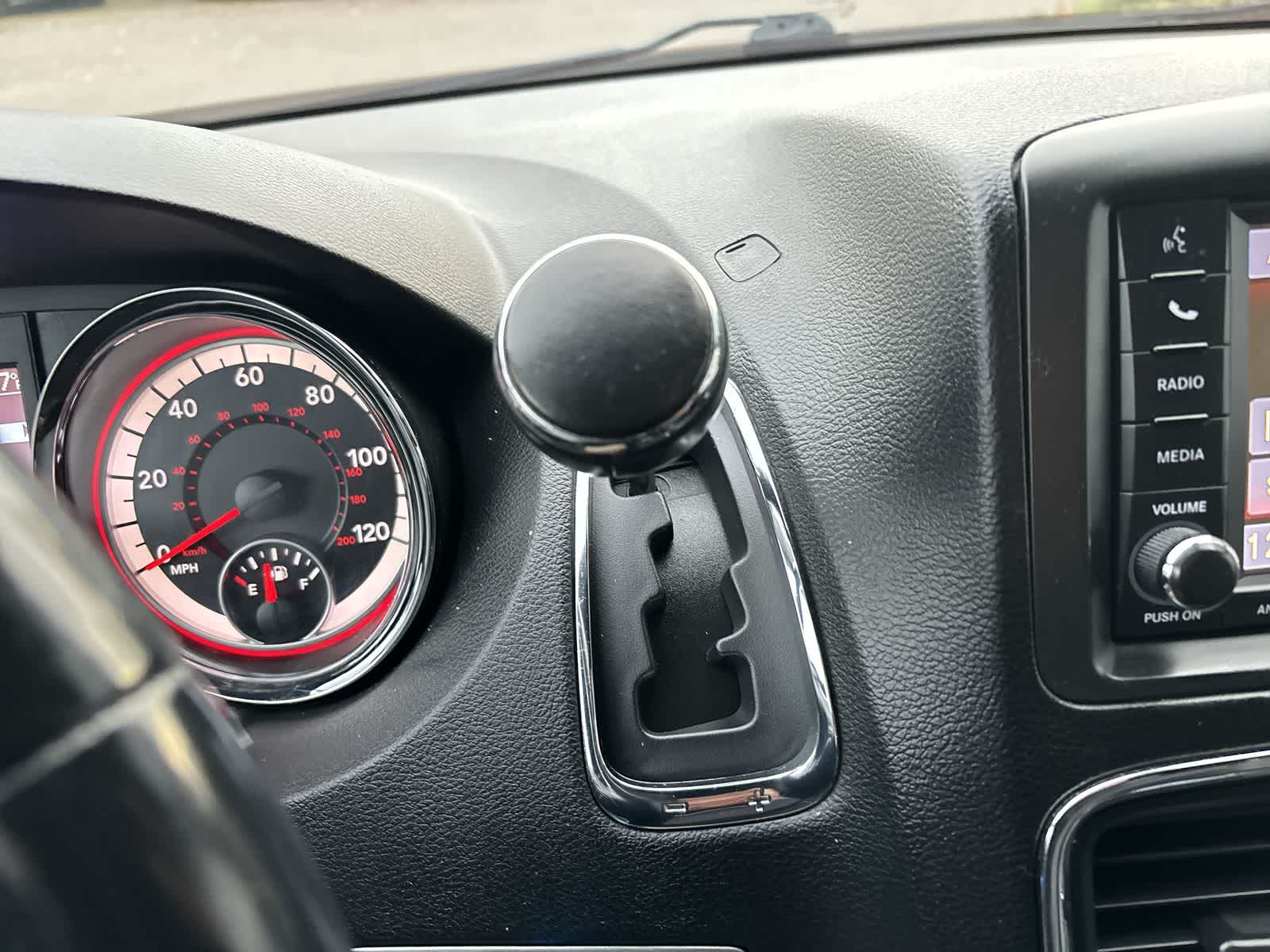 Thumbnail: 2019 Dodge Grand Caravan - 24