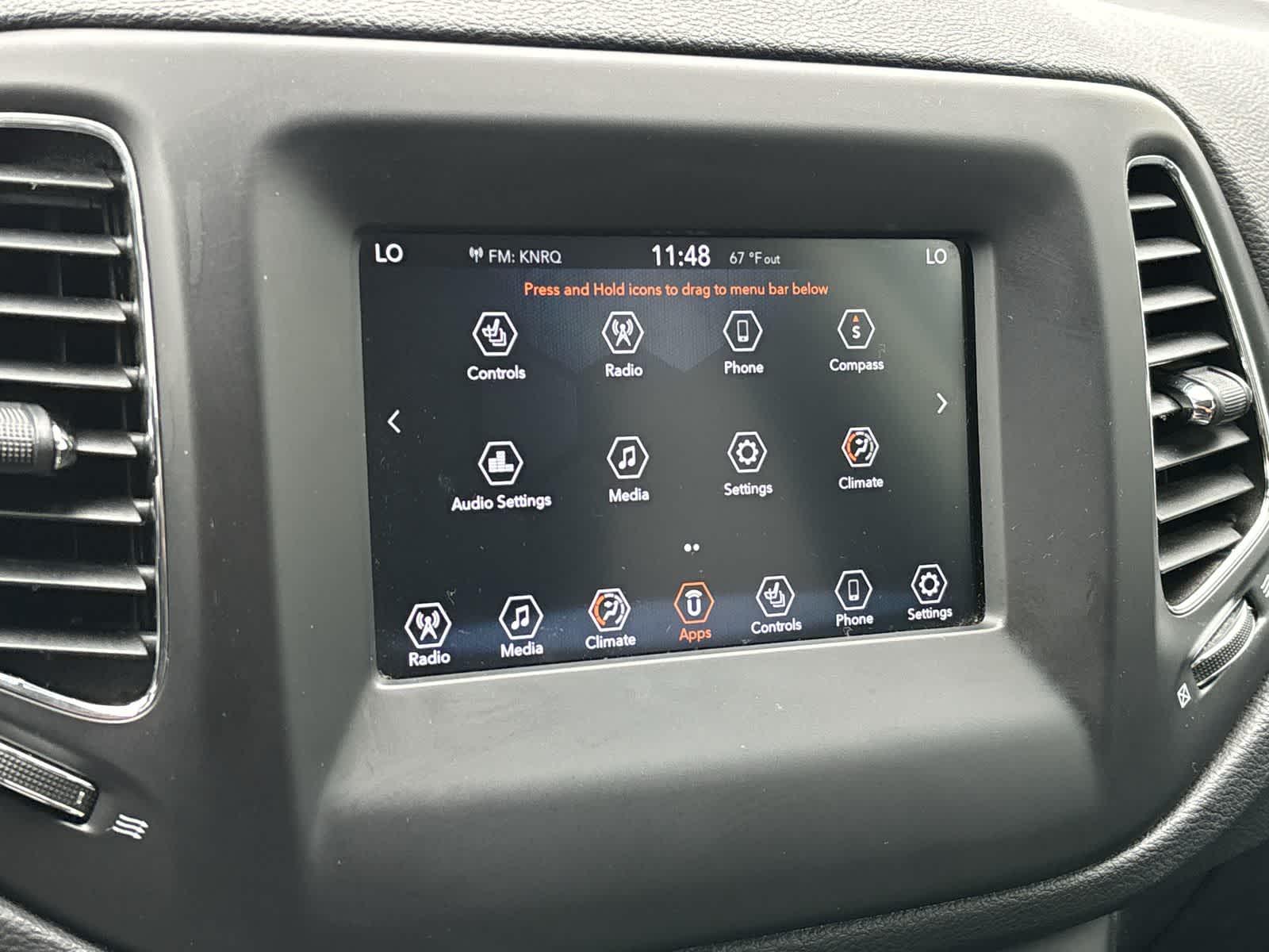 Thumbnail: 2019 Jeep Compass - 17