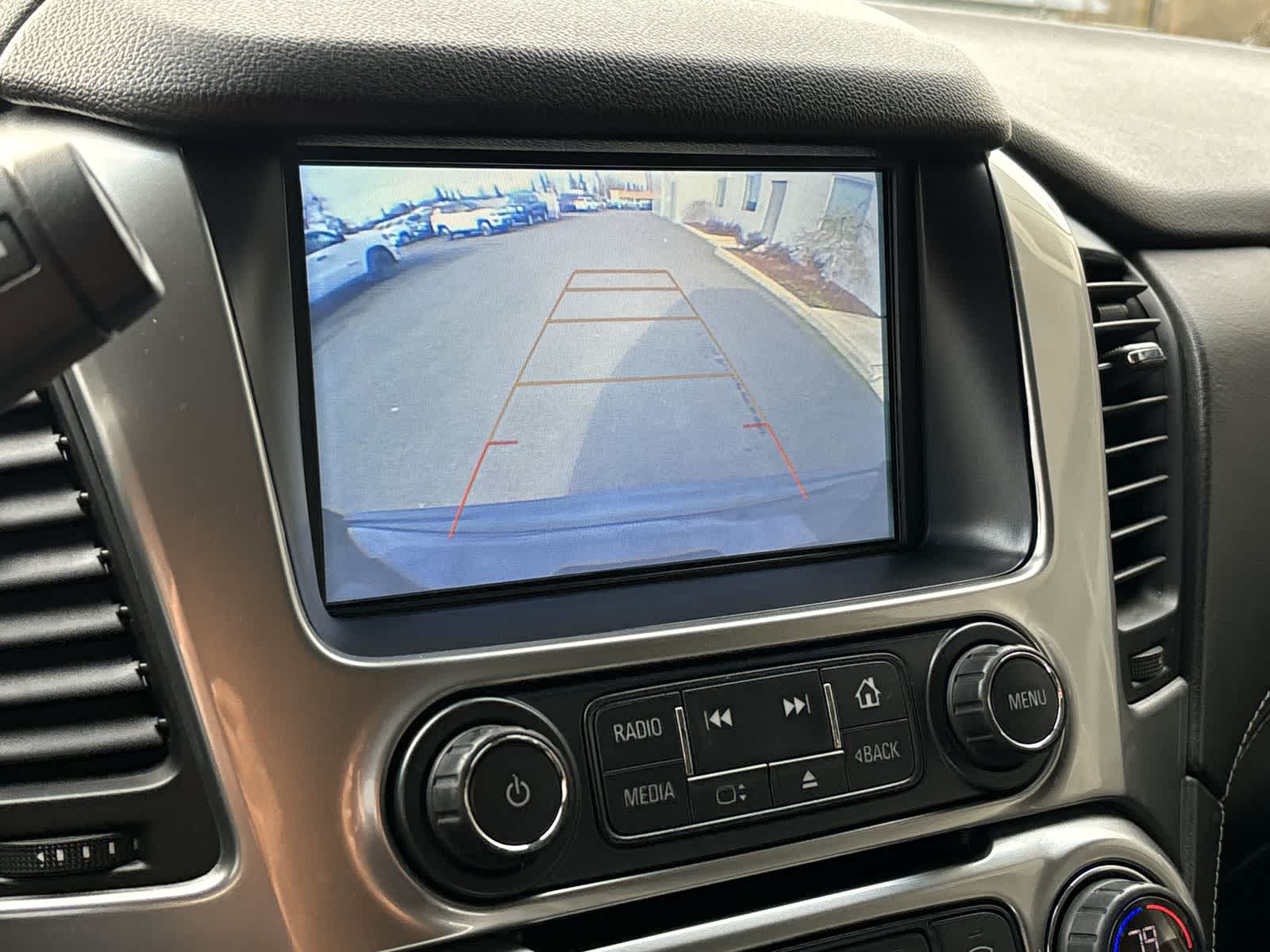 Thumbnail: 2019 Chevrolet Suburban - 19