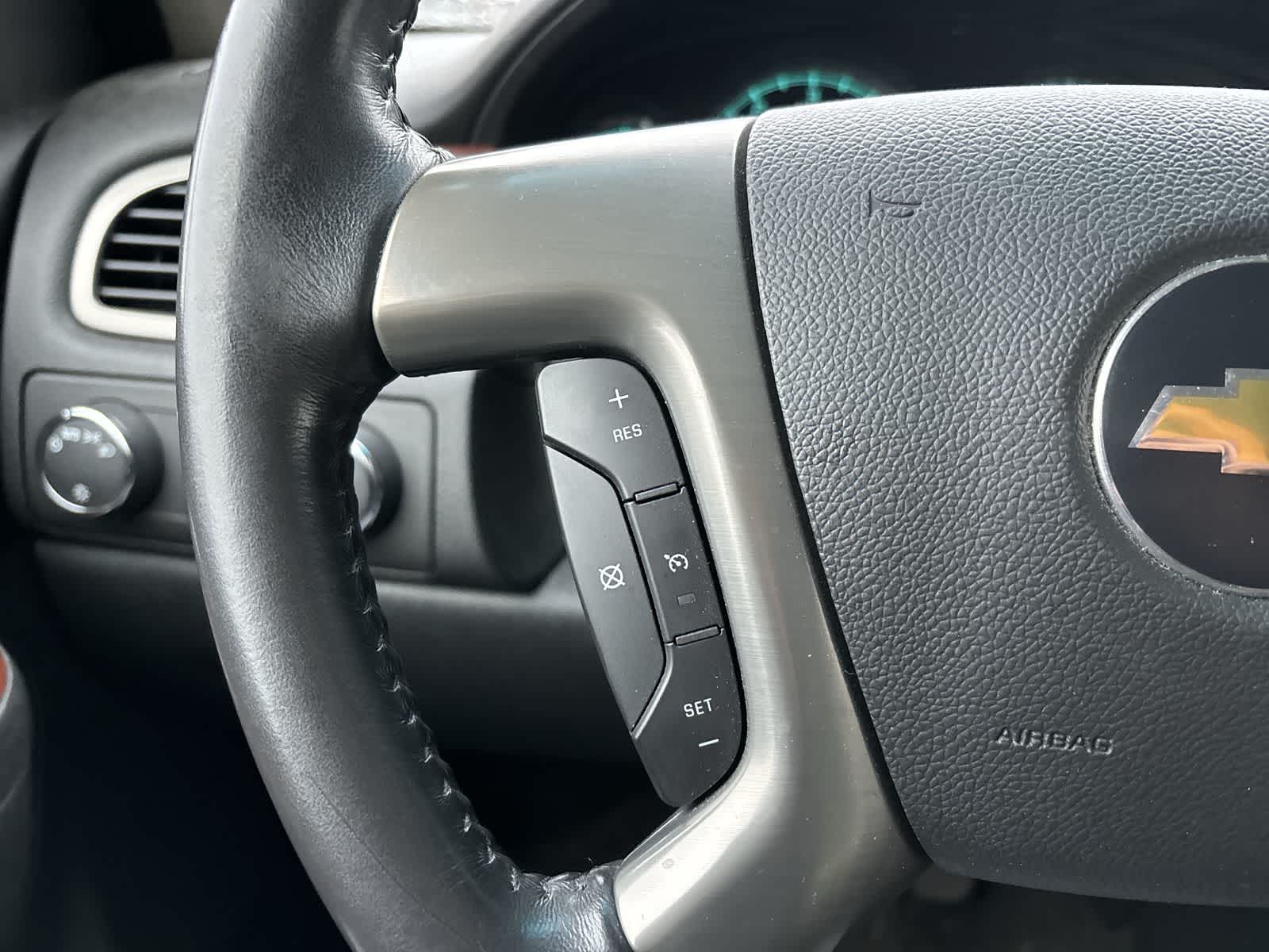 Thumbnail: 2011 Chevrolet Avalanche 1500 - 10