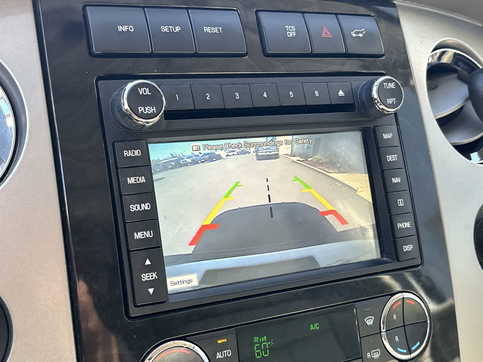 Thumbnail: 2013 Ford Expedition - 21