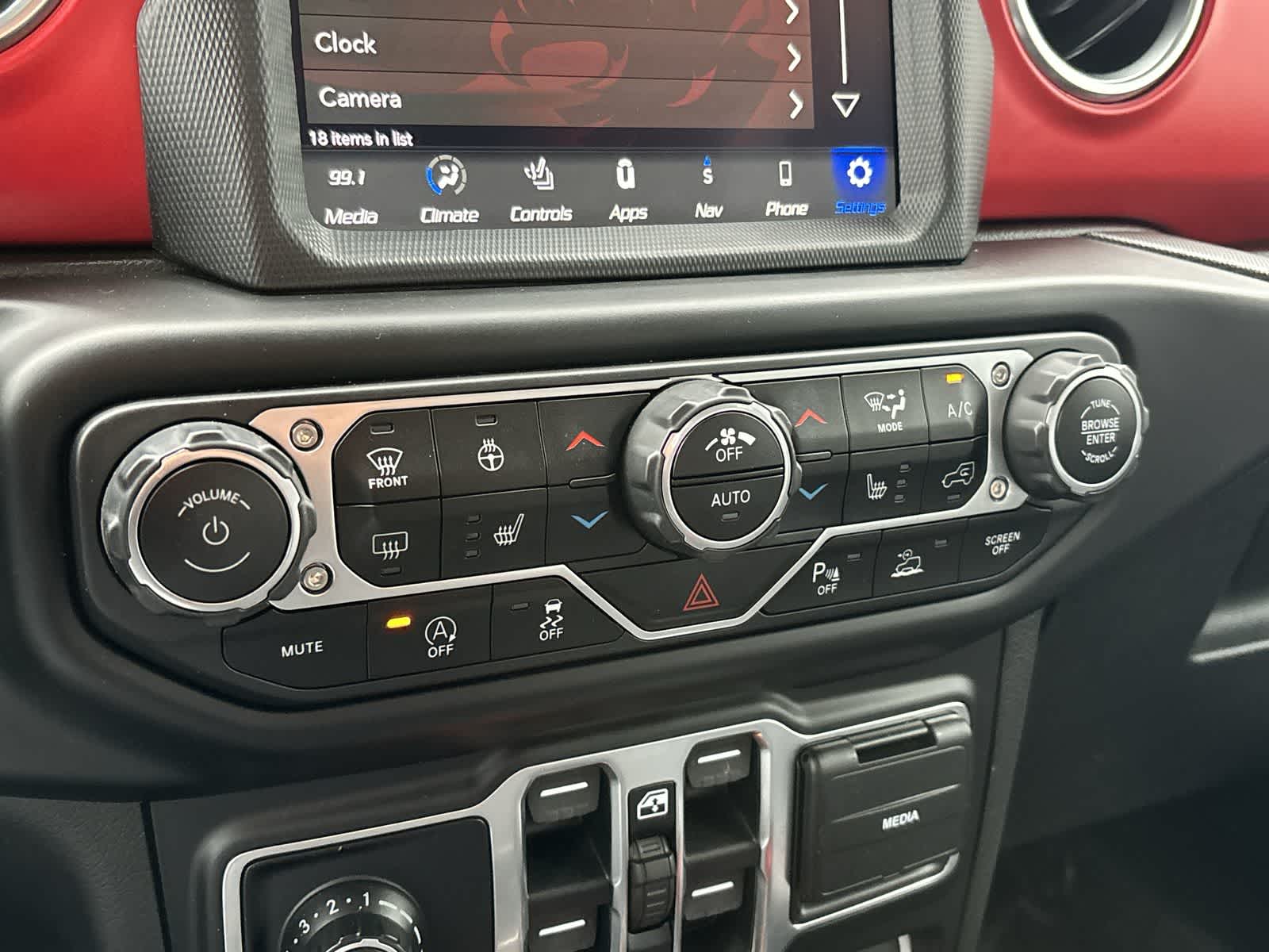 Thumbnail: 2020 Jeep Gladiator - 26