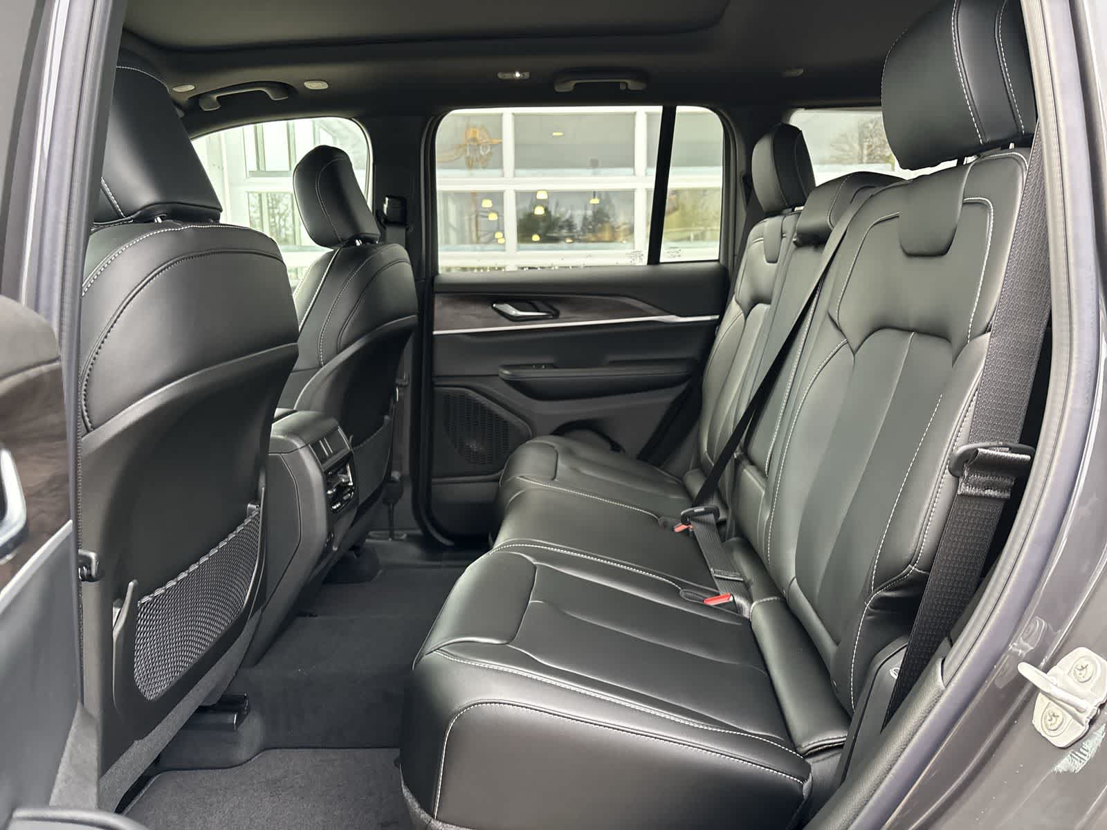 Thumbnail: 2025 Jeep Grand Cherokee - 7