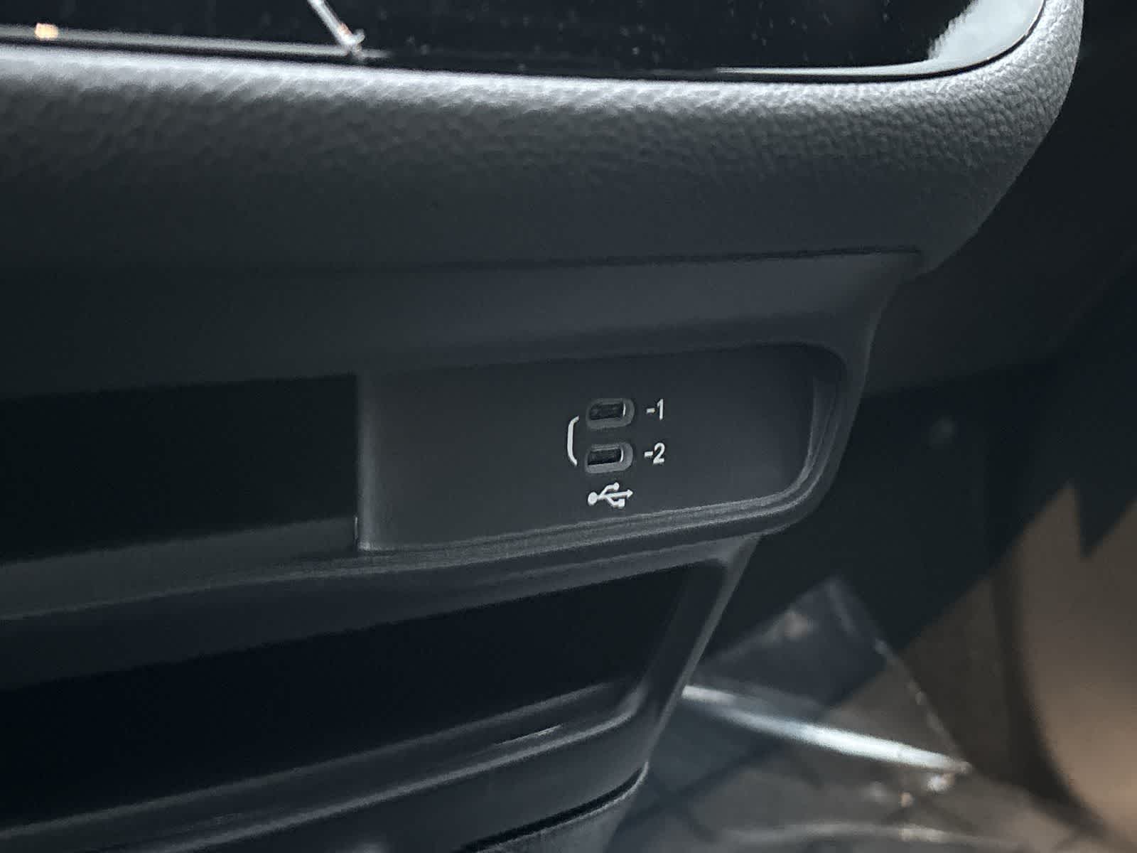 Thumbnail: 2026 Chrysler Pacifica - 22