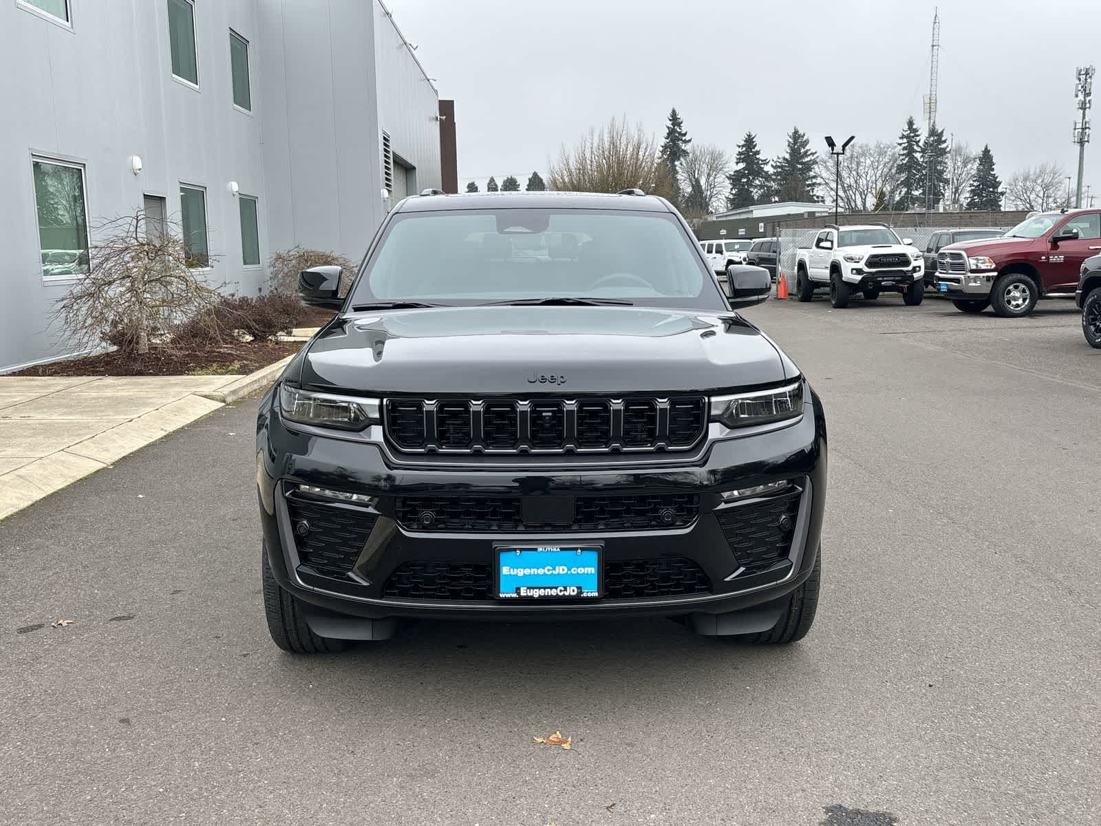 Thumbnail: 2026 Jeep Grand Cherokee L - 8