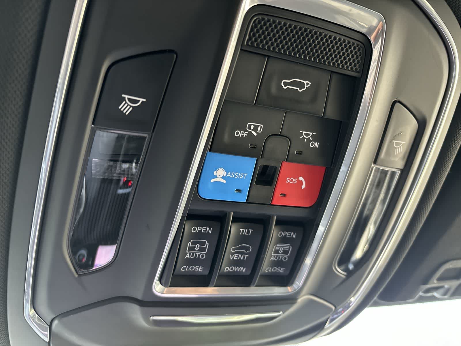 Thumbnail: 2022 Jeep Grand Cherokee - 30