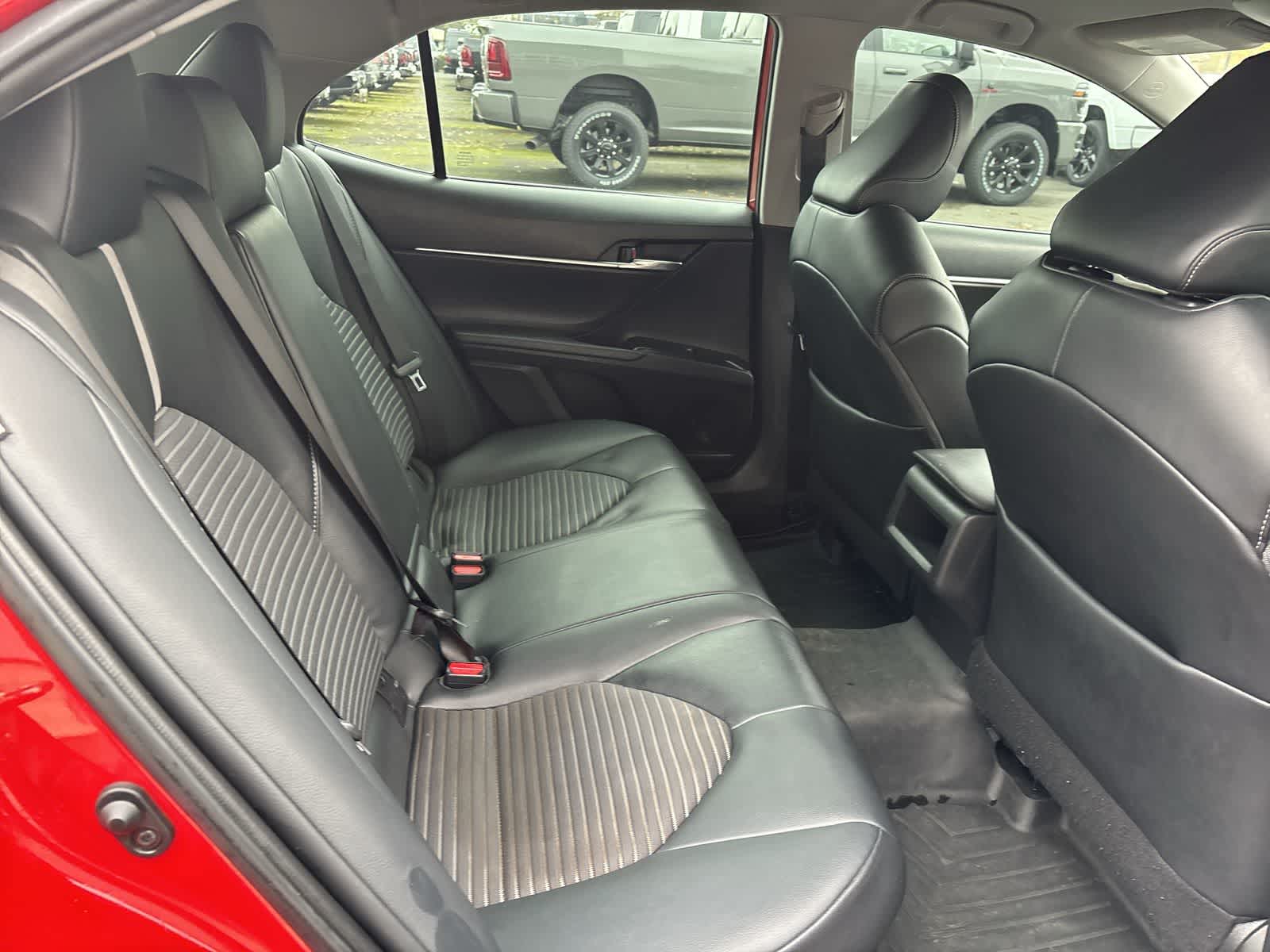 Thumbnail: 2020 Toyota Camry - 7