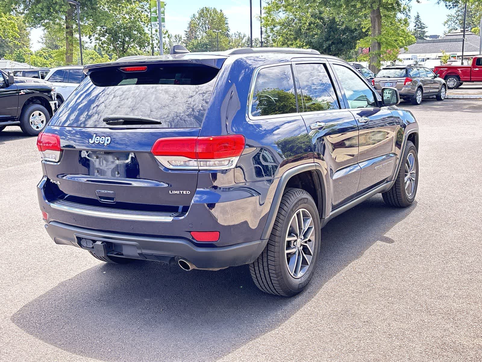 Thumbnail: 2018 Jeep Grand Cherokee - 5