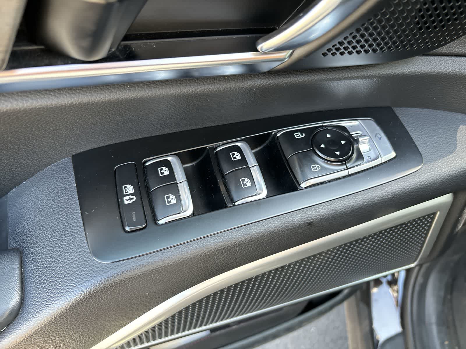 Thumbnail: 2021 Kia Telluride - 6