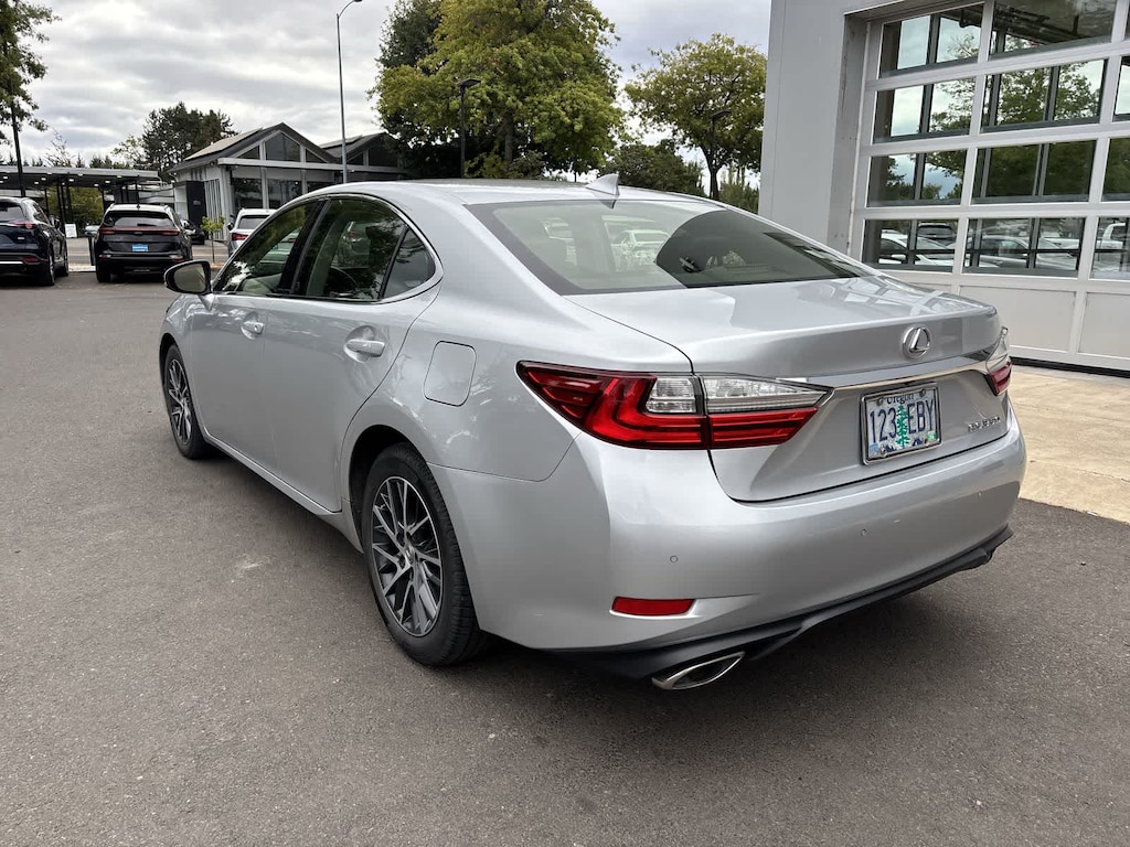 Used 2016 Lexus ES 350 Sedan