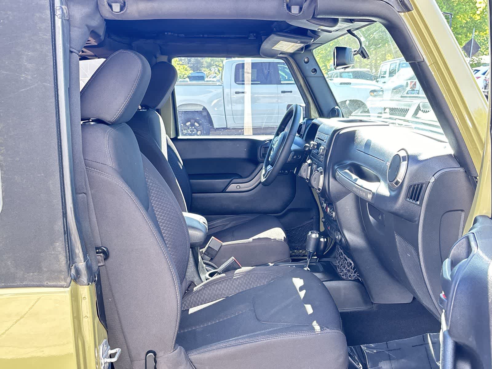2013 Jeep Wrangler Sport 9