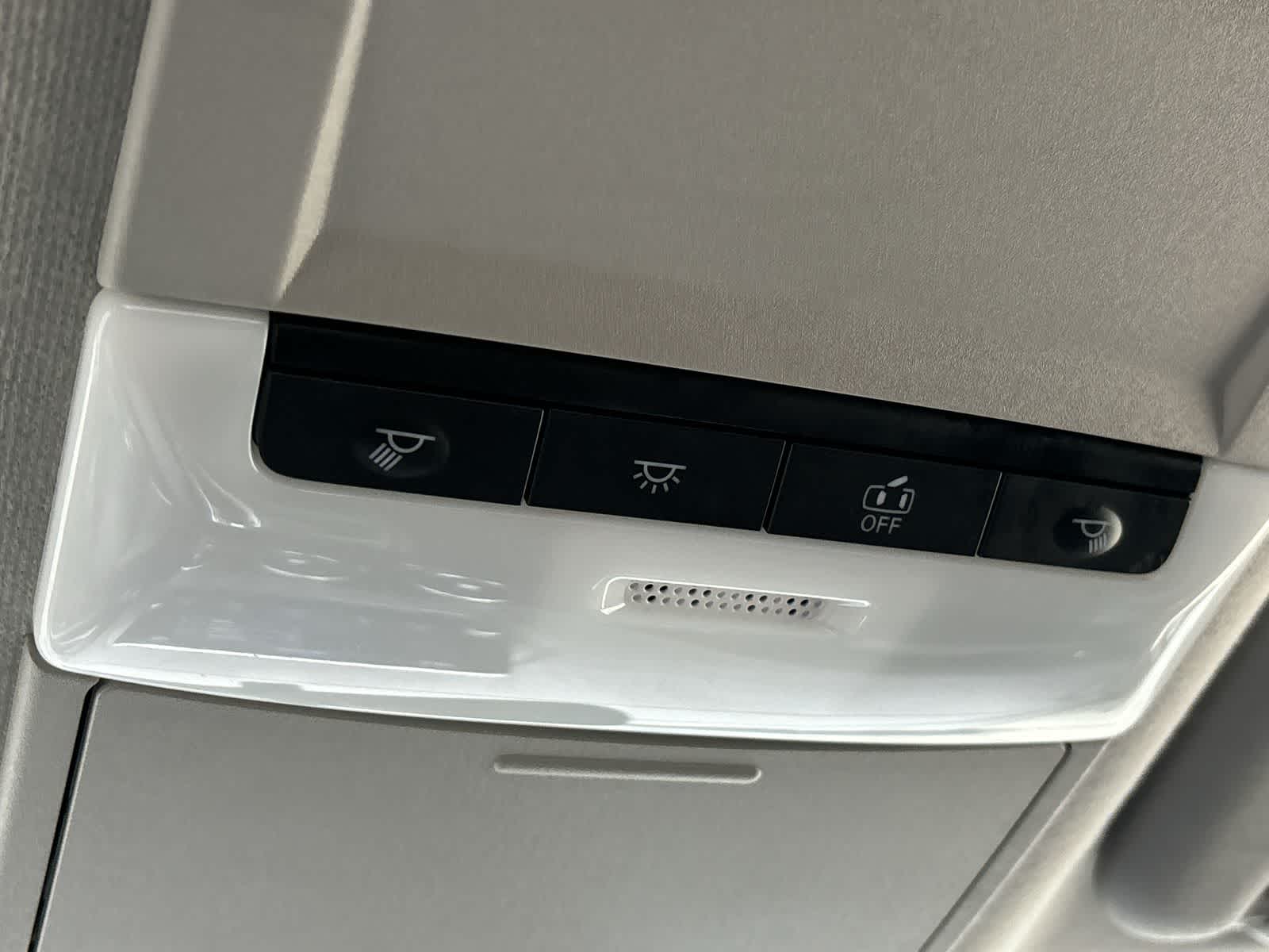 Thumbnail: 2023 Nissan Sentra - 27