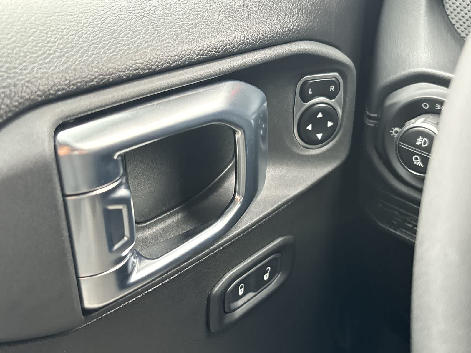 Thumbnail: 2026 Jeep Gladiator - 30