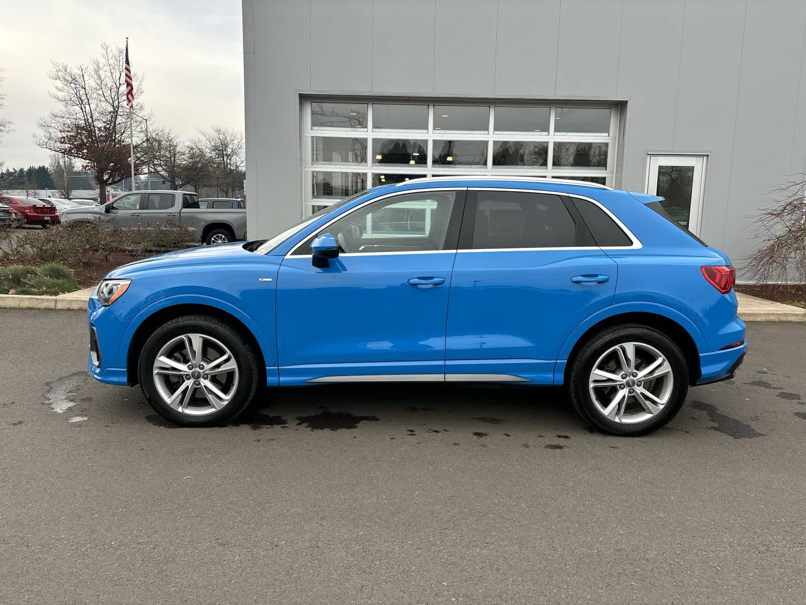 Thumbnail: 2020 Audi Q3 - 2