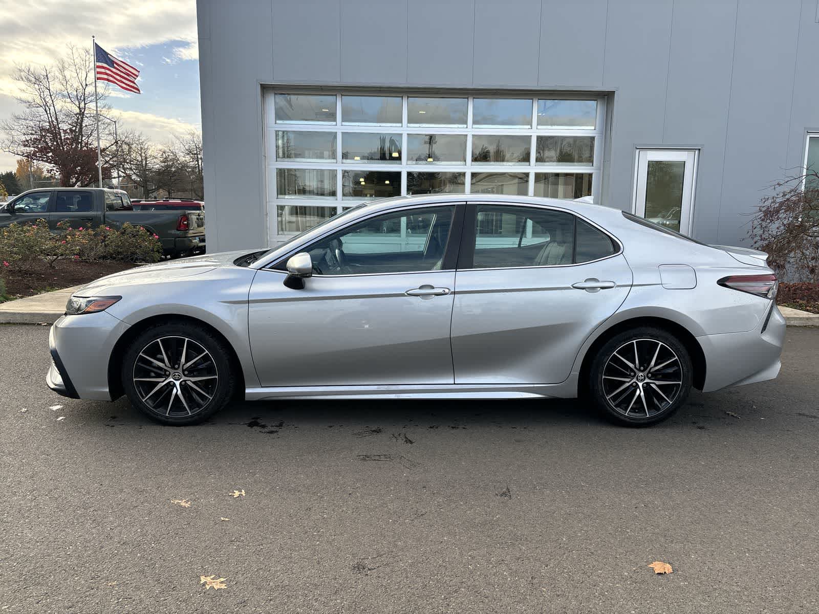 Thumbnail: 2022 Toyota Camry - 2