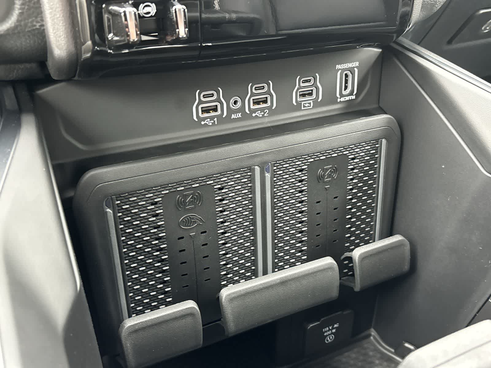 2025 RAM 1500 Laramie 24