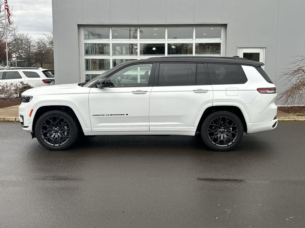 Used 2023 Jeep Grand Cherokee L Summit SUV