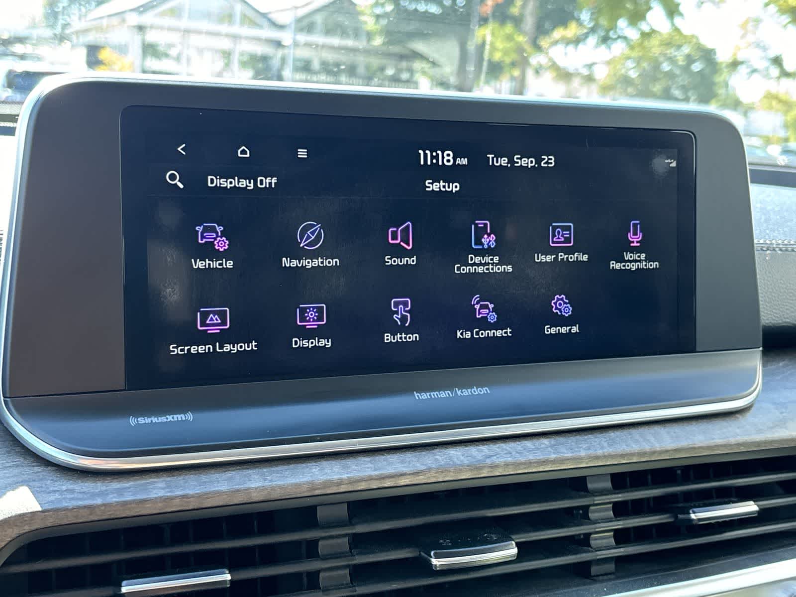 Thumbnail: 2020 Kia Telluride - 18