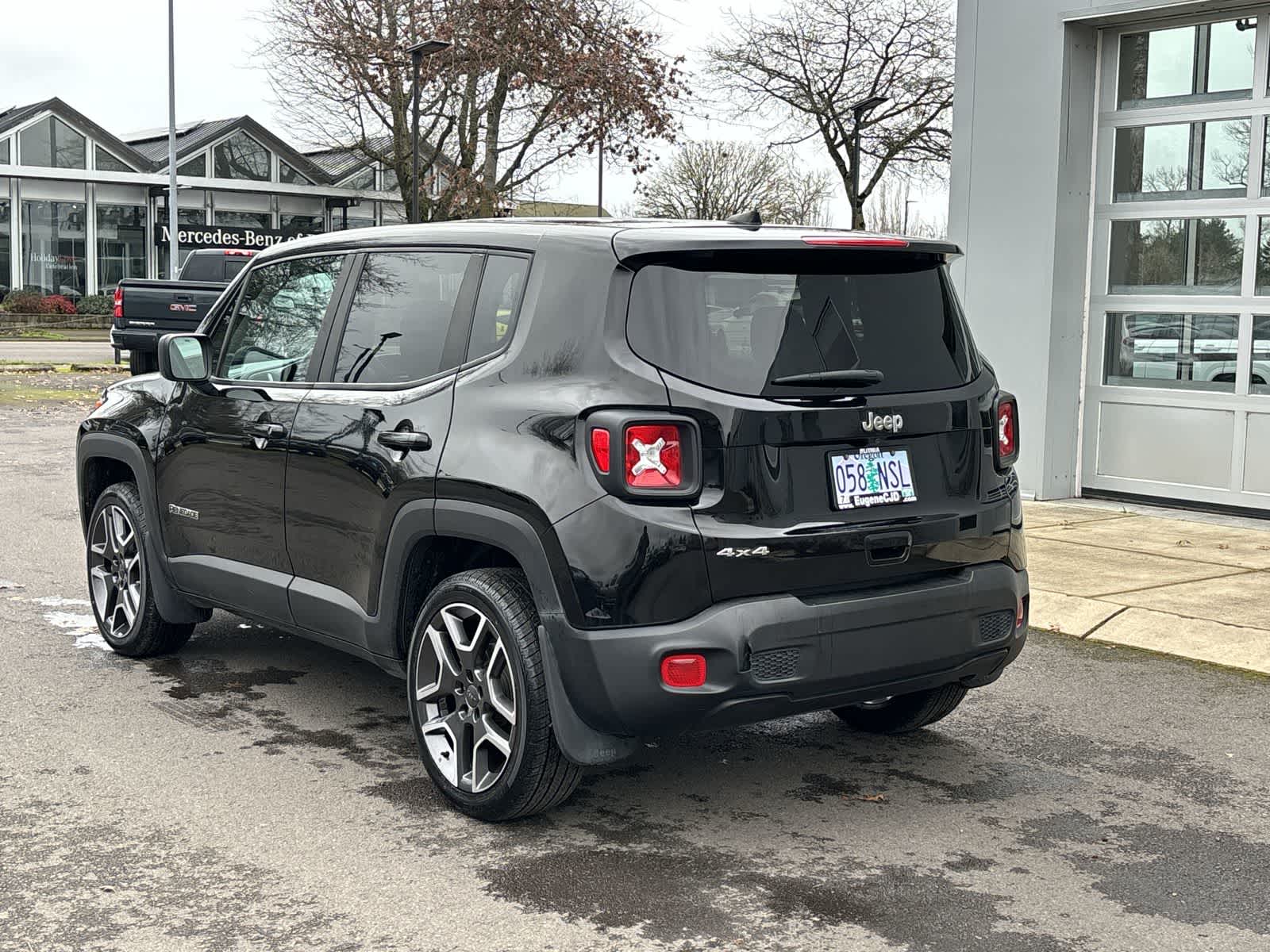 Thumbnail: 2021 Jeep Renegade - 3