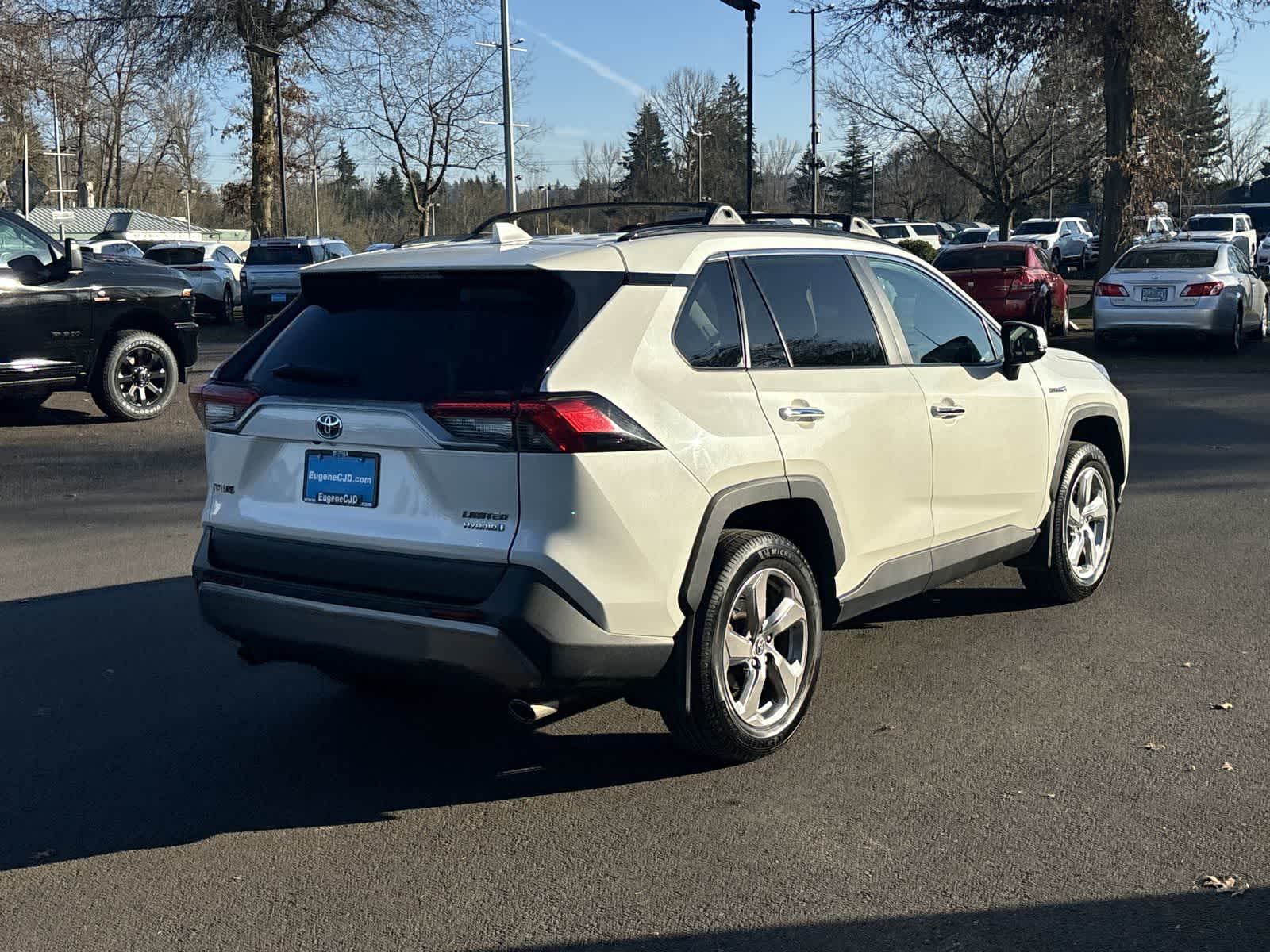 Thumbnail: 2020 Toyota RAV4 - 5
