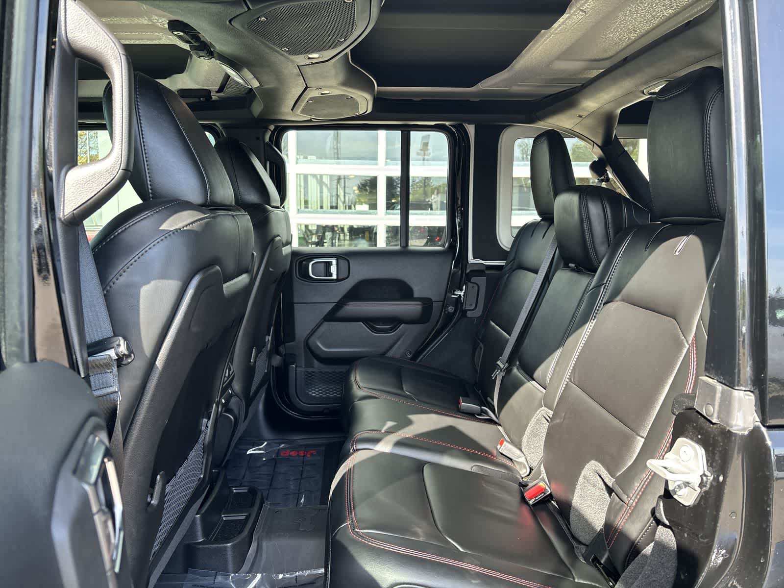 Thumbnail: 2025 Jeep Wrangler - 8