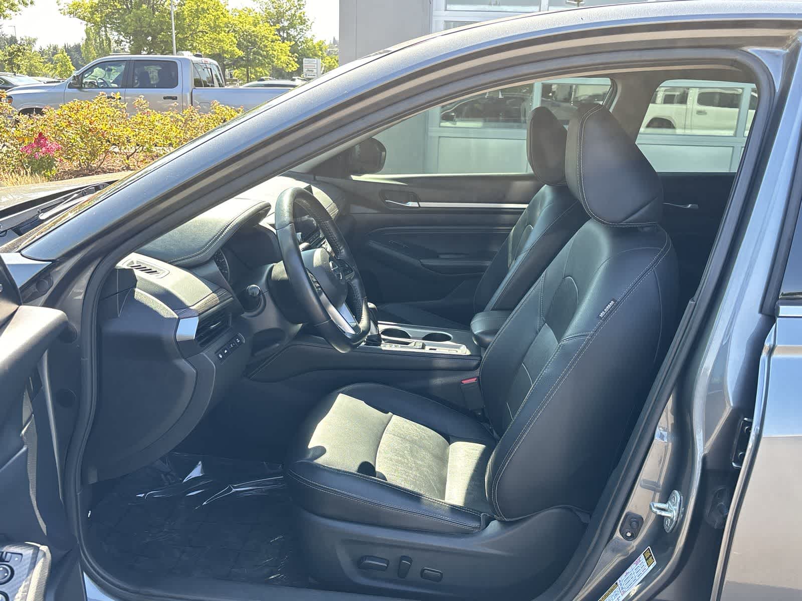 Thumbnail: 2019 Nissan Altima - 12