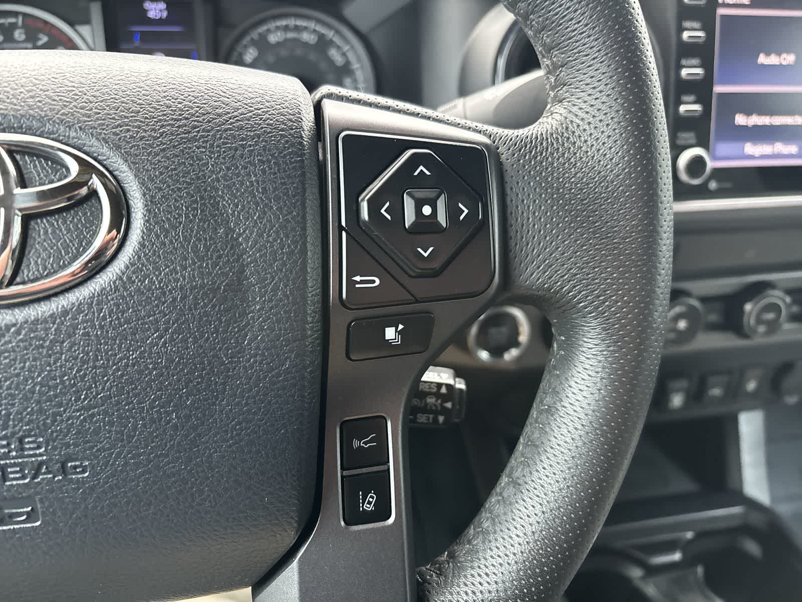 Thumbnail: 2020 Toyota Tacoma - 13