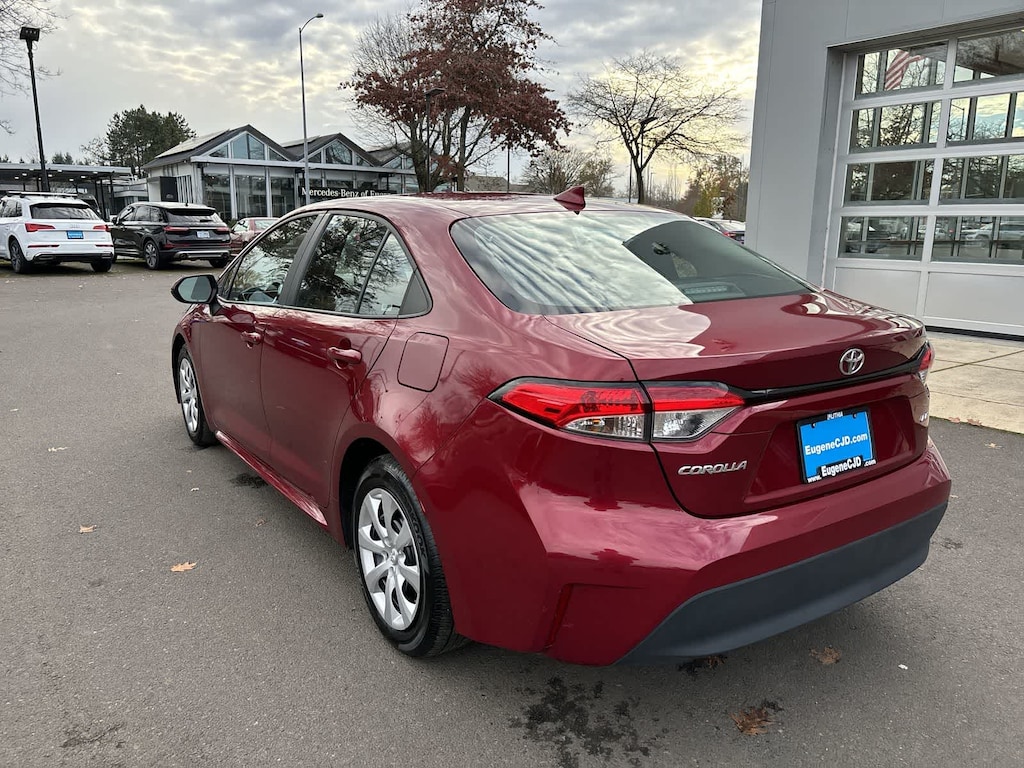 Used 2024 Toyota Corolla LE Sedan