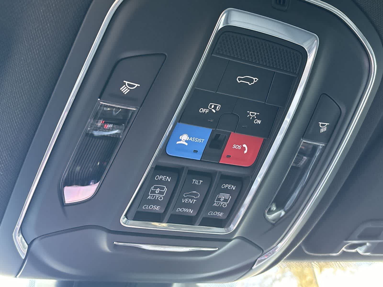 Thumbnail: 2025 Jeep Grand Cherokee - 26