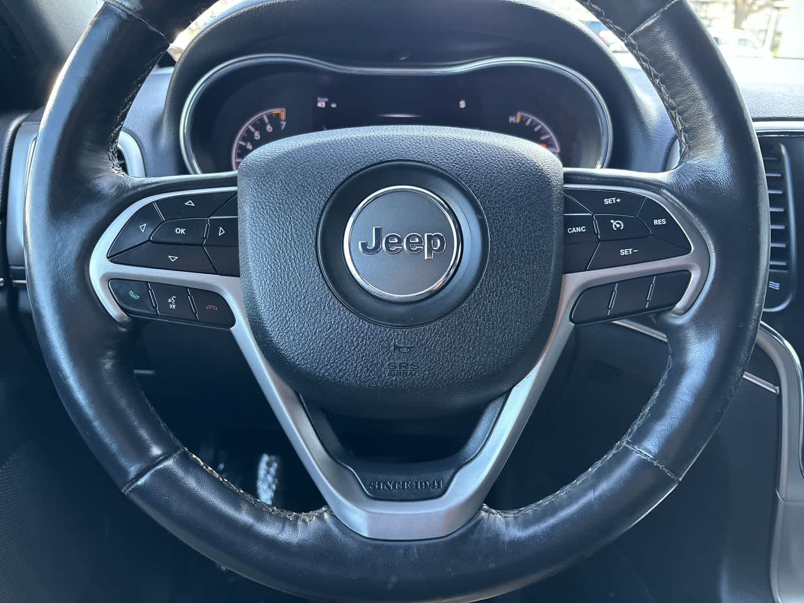 Thumbnail: 2018 Jeep Grand Cherokee - 11