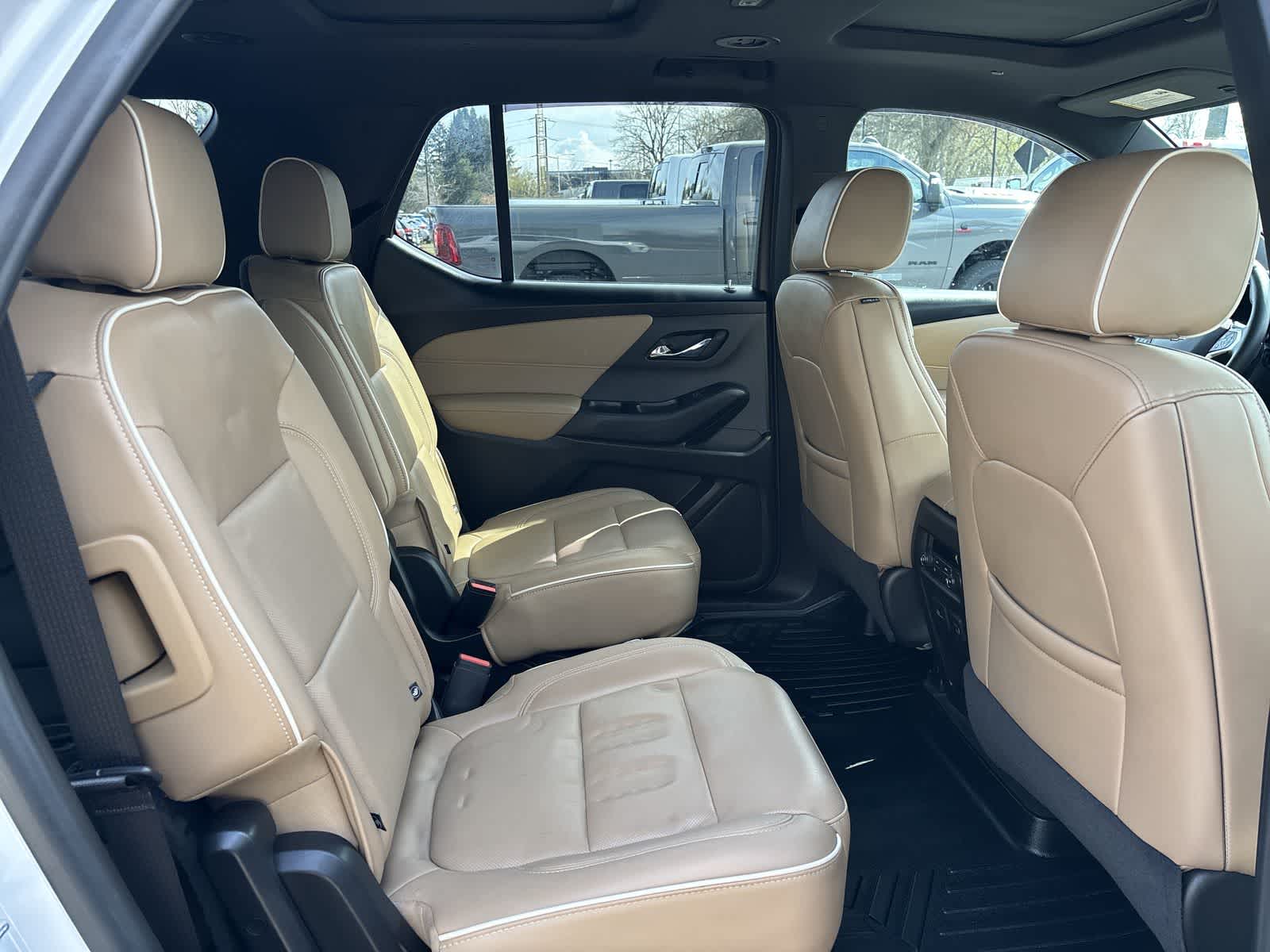 Thumbnail: 2023 Chevrolet Traverse - 6