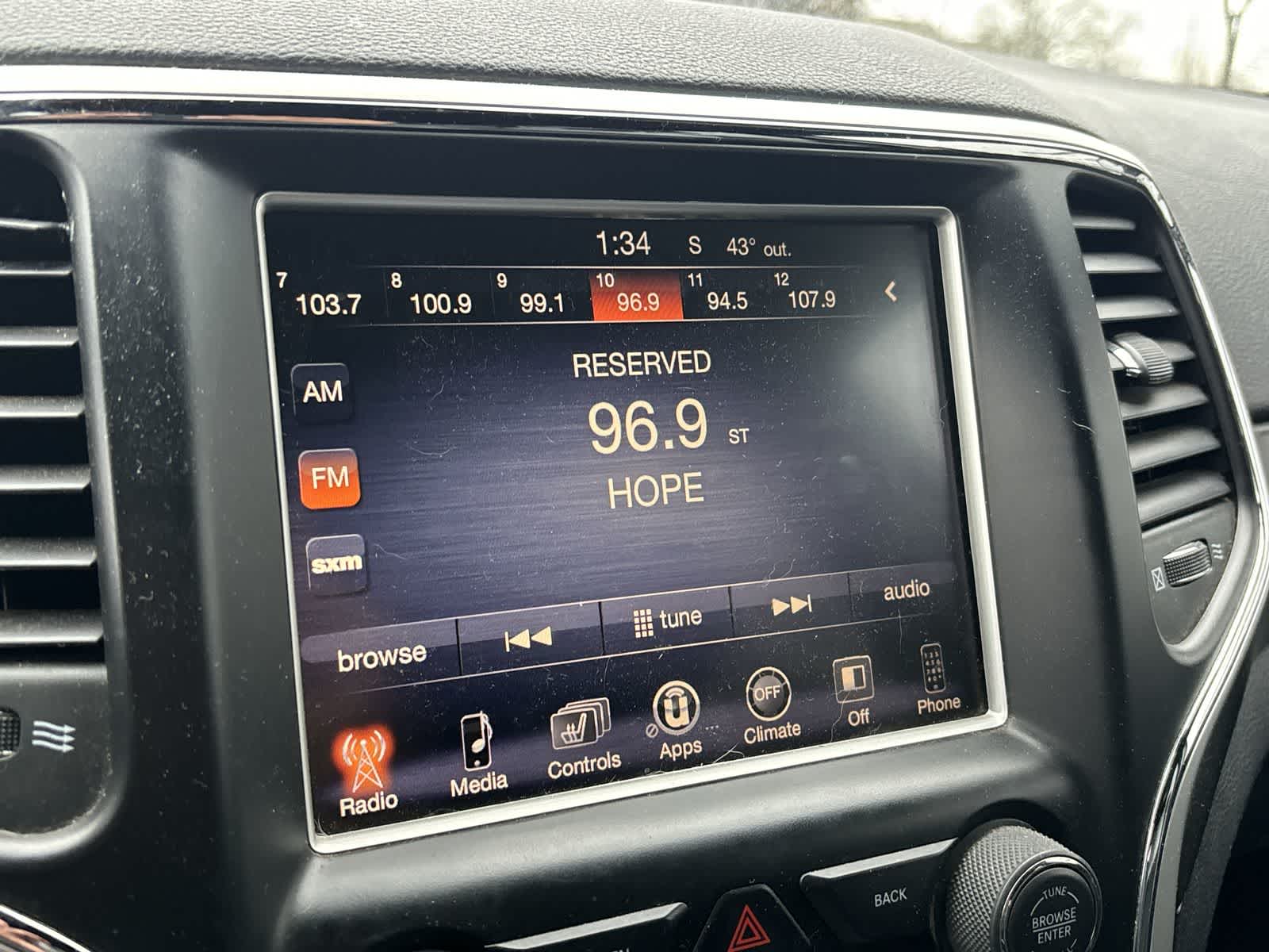 Thumbnail: 2015 Jeep Grand Cherokee - 13