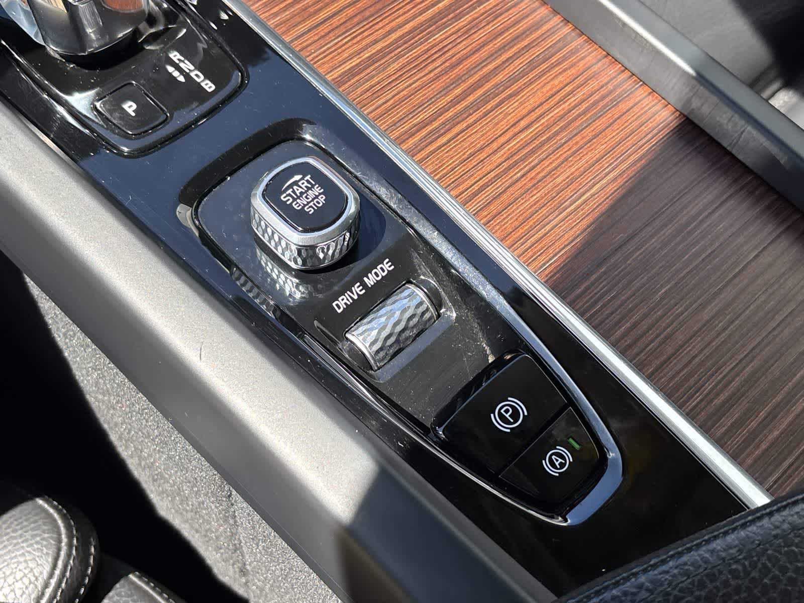Thumbnail: 2019 Volvo XC60 - 28
