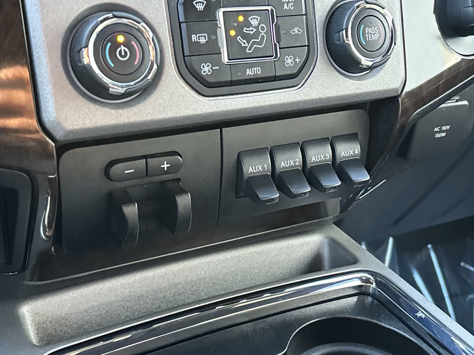 Thumbnail: 2016 Ford F-450 - 26