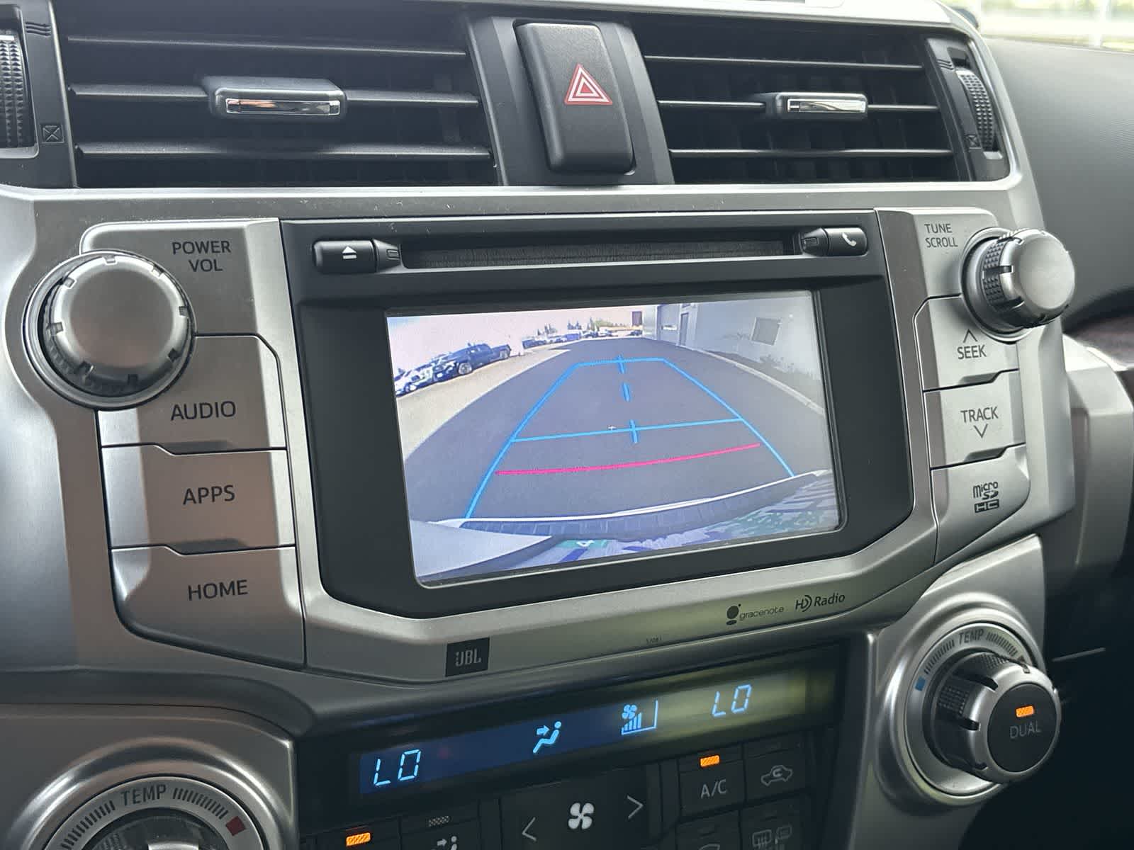 Thumbnail: 2015 Toyota 4Runner - 23