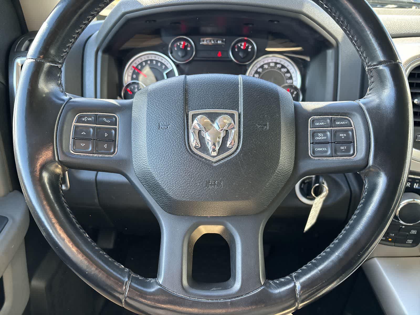 Thumbnail: 2020 RAM 1500 Classic - 8