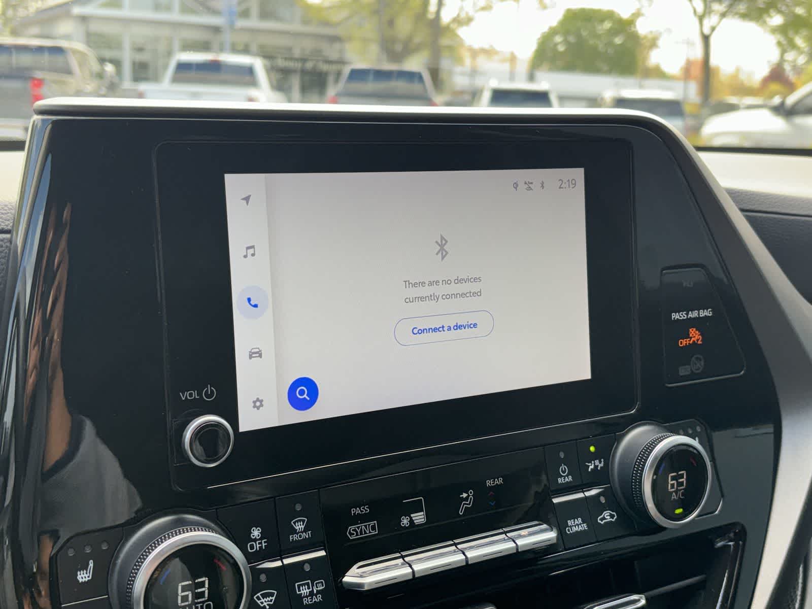 Thumbnail: 2023 Toyota Highlander - 19