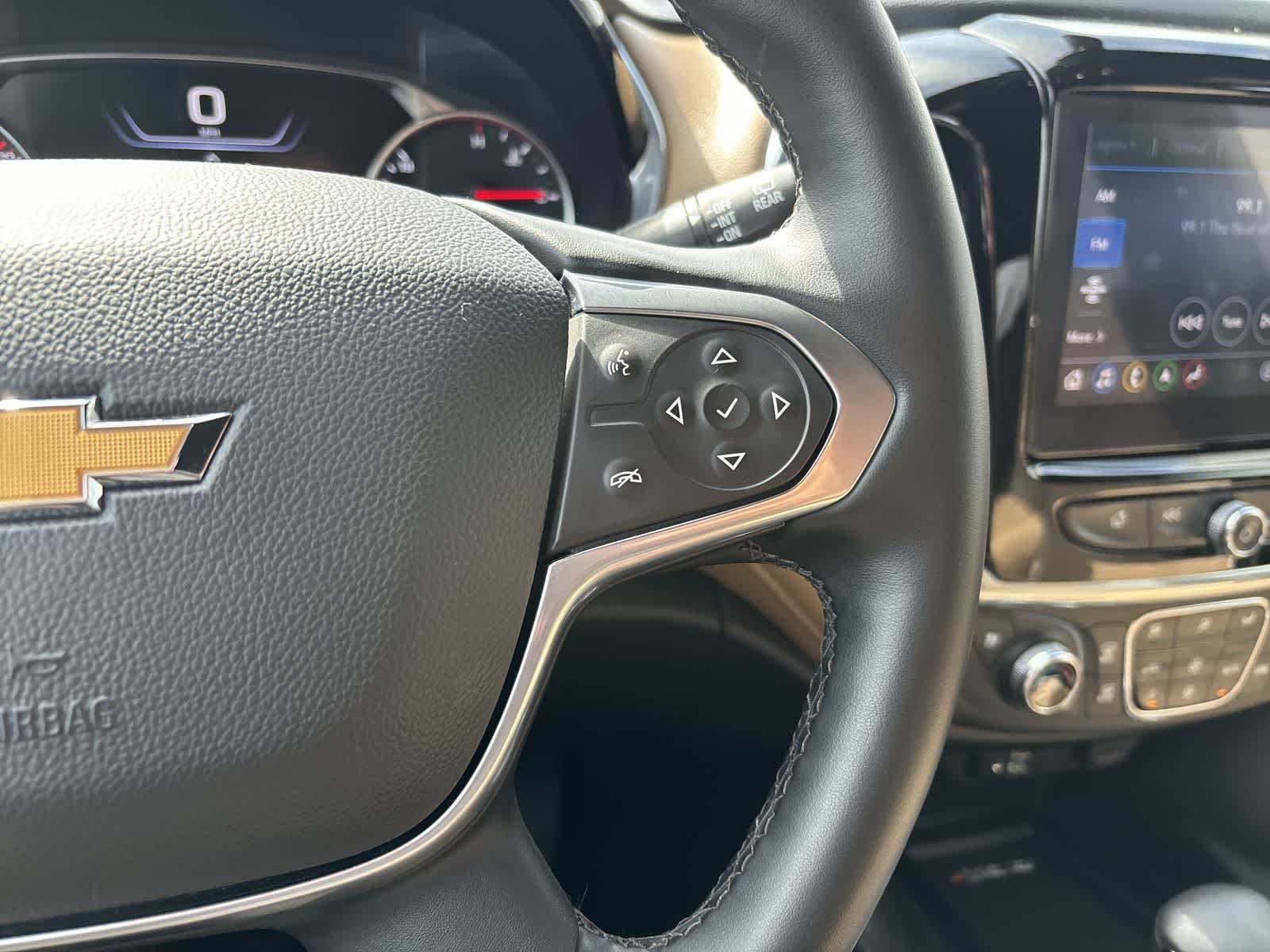 Thumbnail: 2023 Chevrolet Traverse - 13