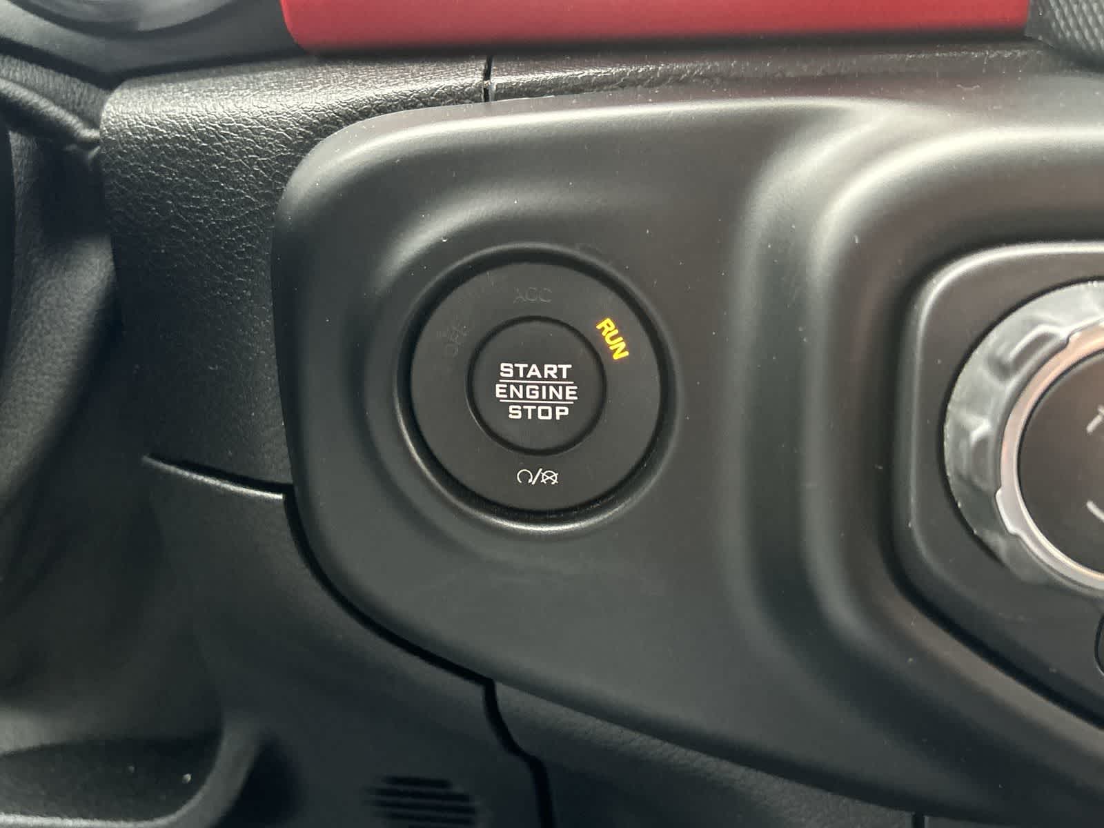 Thumbnail: 2020 Jeep Gladiator - 29