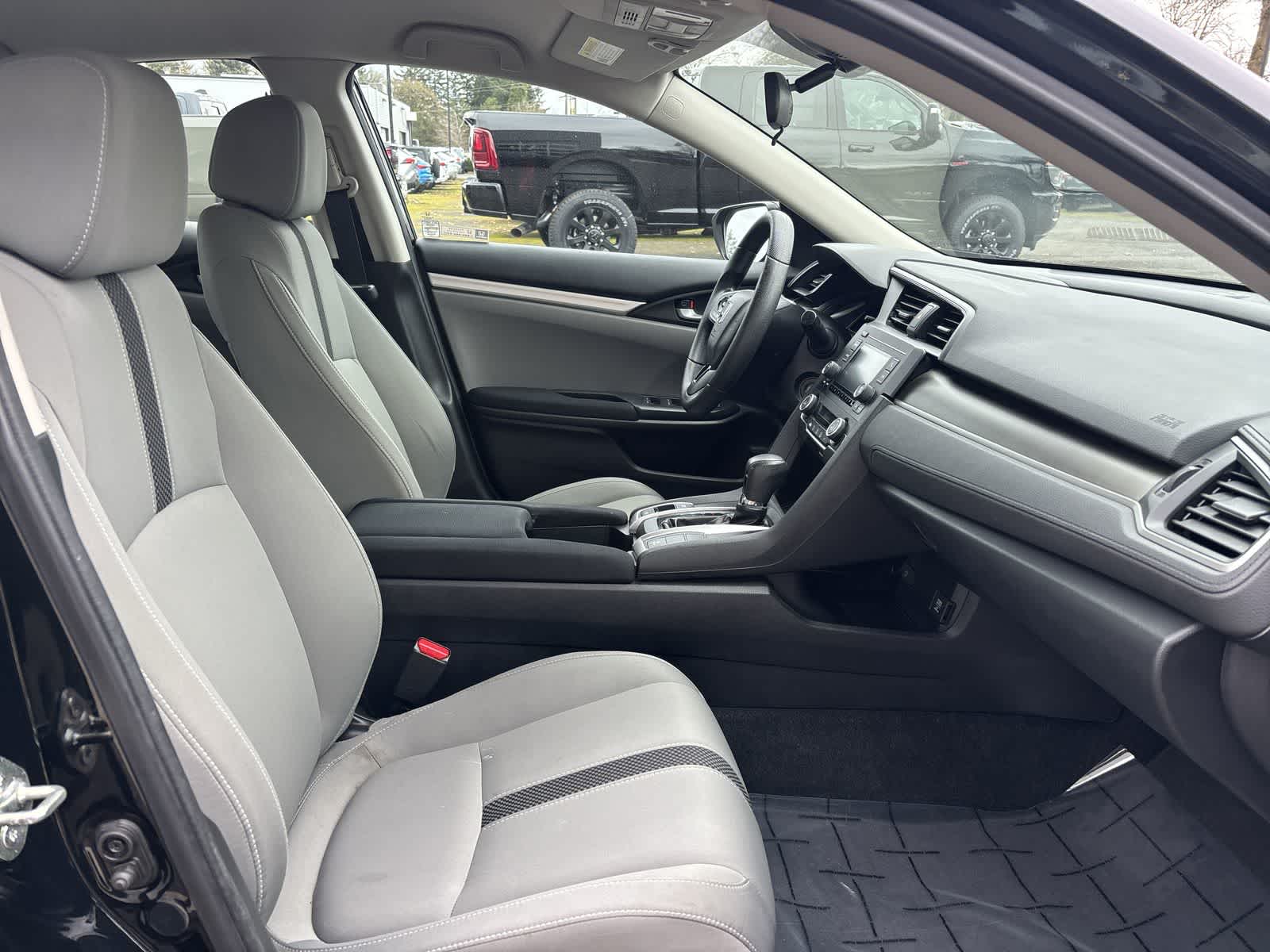 Thumbnail: 2019 Honda Civic - 4