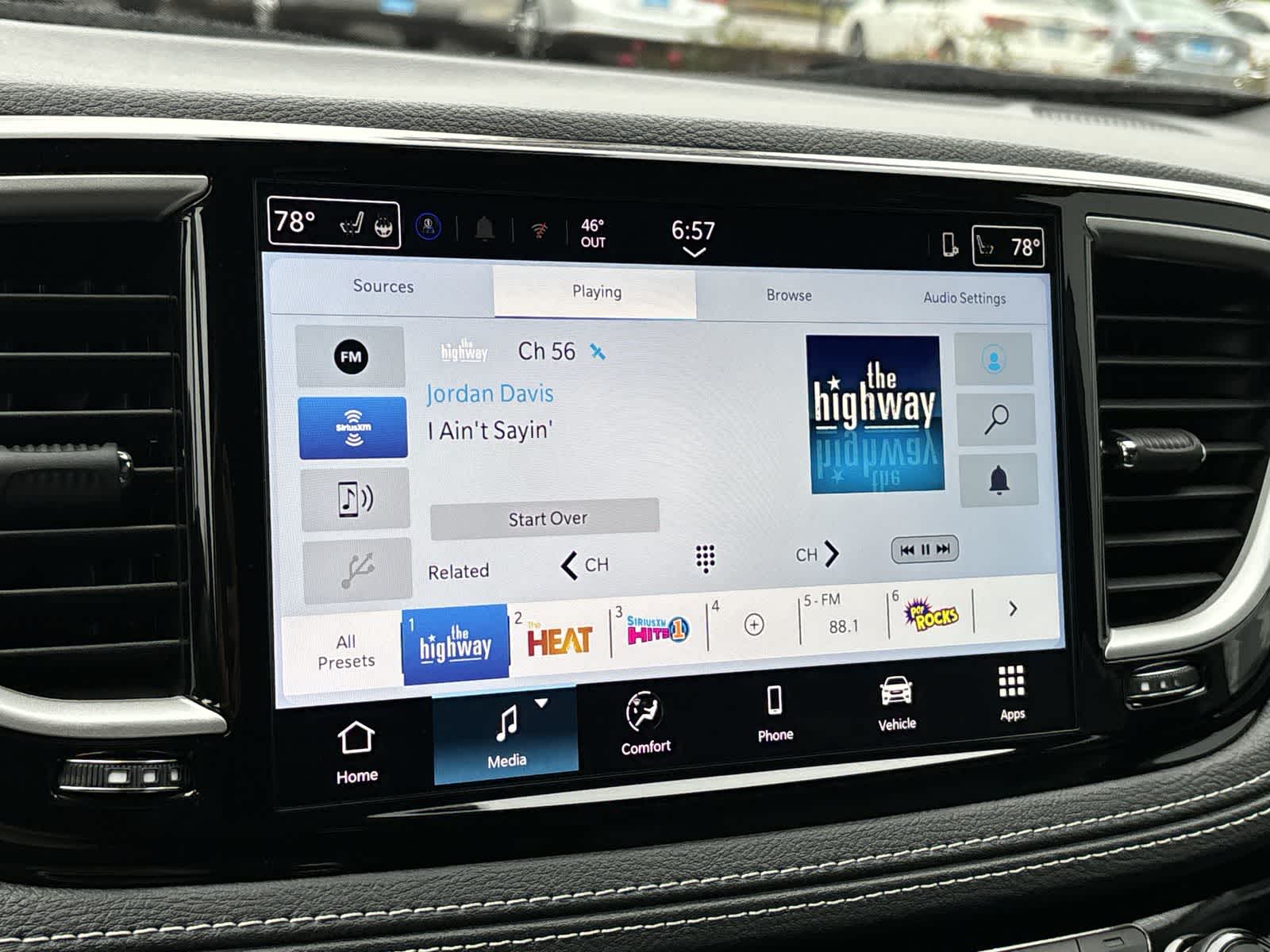 Thumbnail: 2026 Chrysler Pacifica - 17