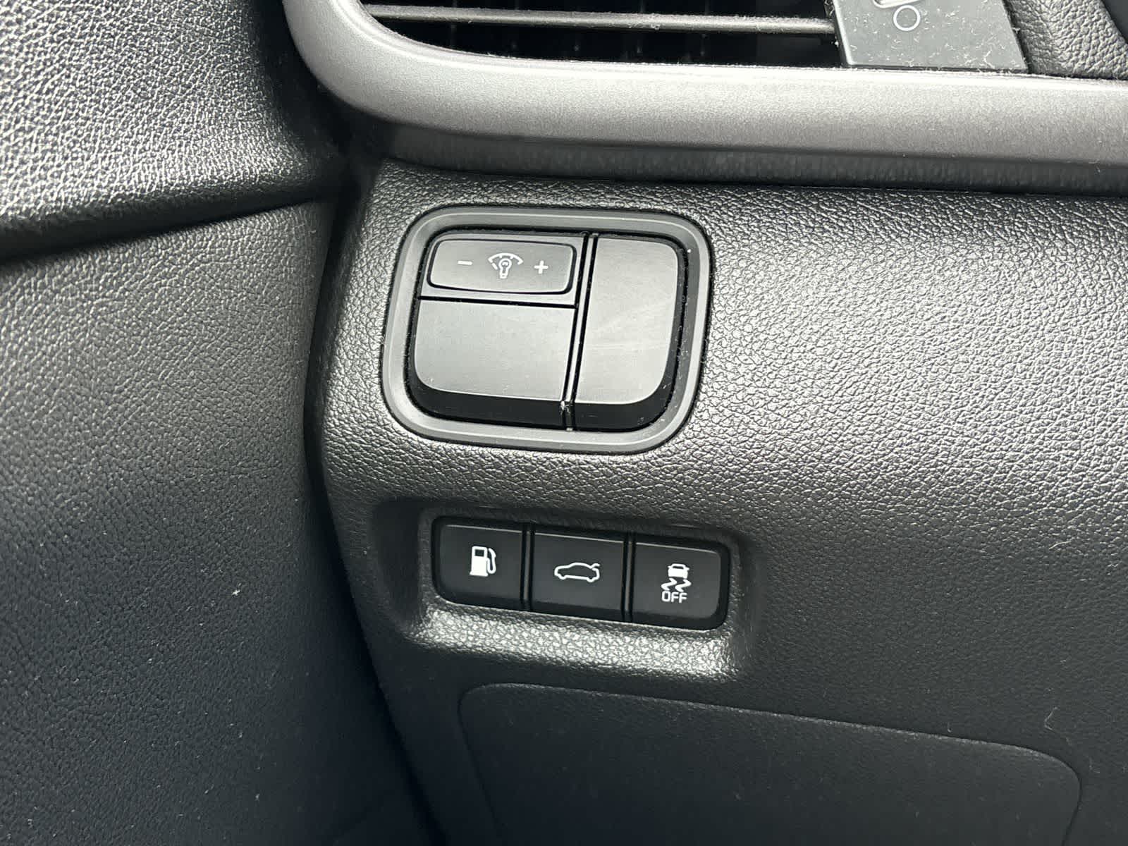 Thumbnail: 2016 Kia Optima - 8