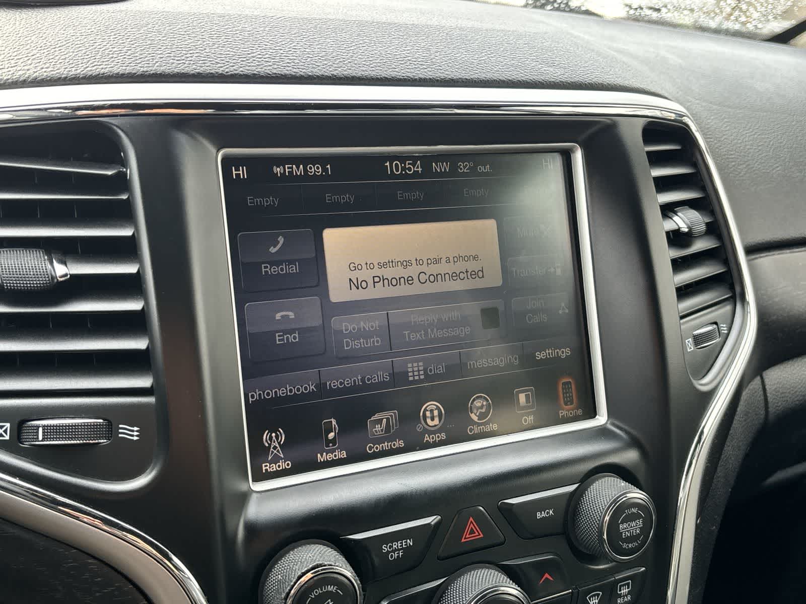 Thumbnail: 2015 Jeep Grand Cherokee - 15