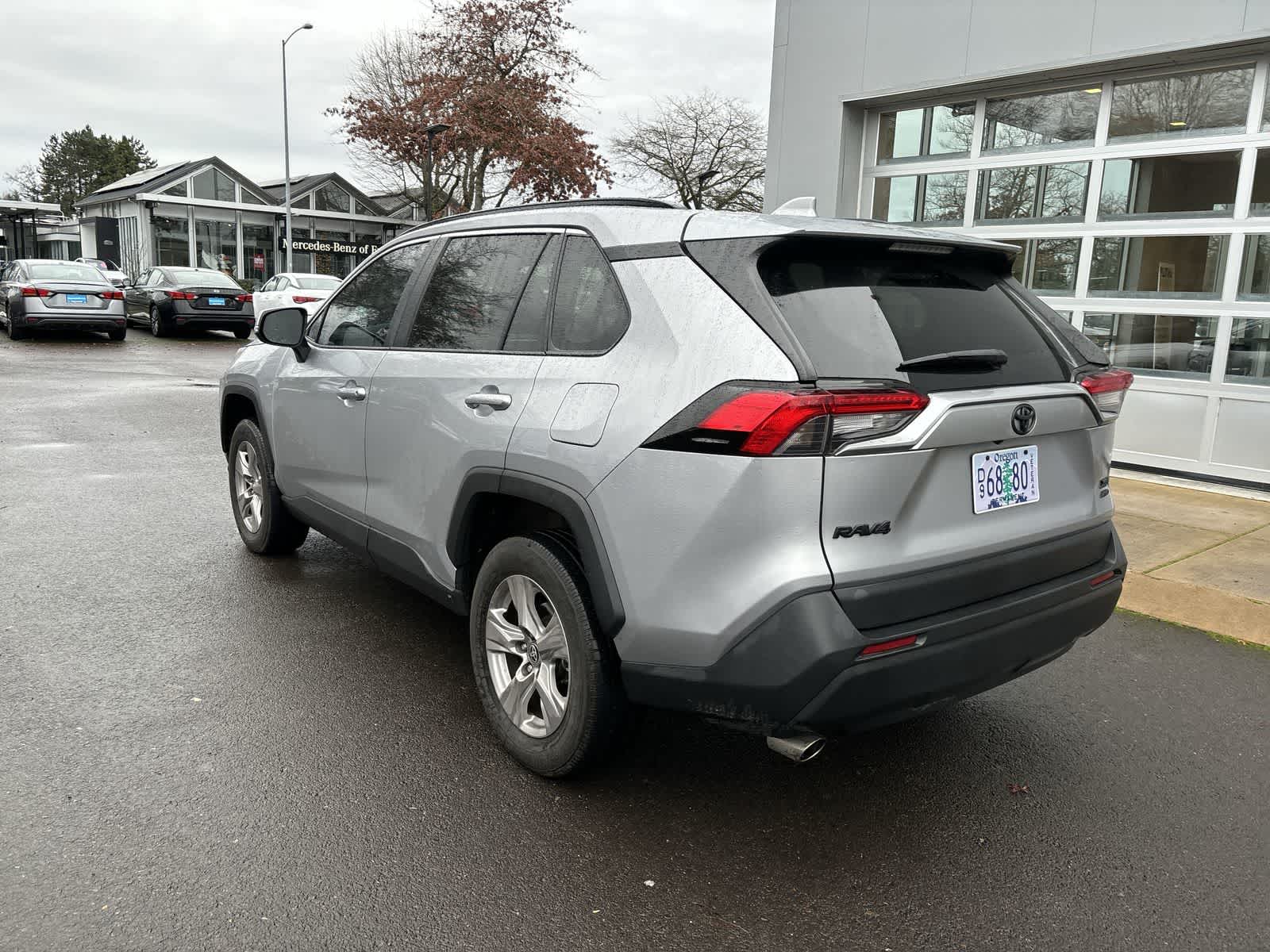 Thumbnail: 2022 Toyota RAV4 - 3