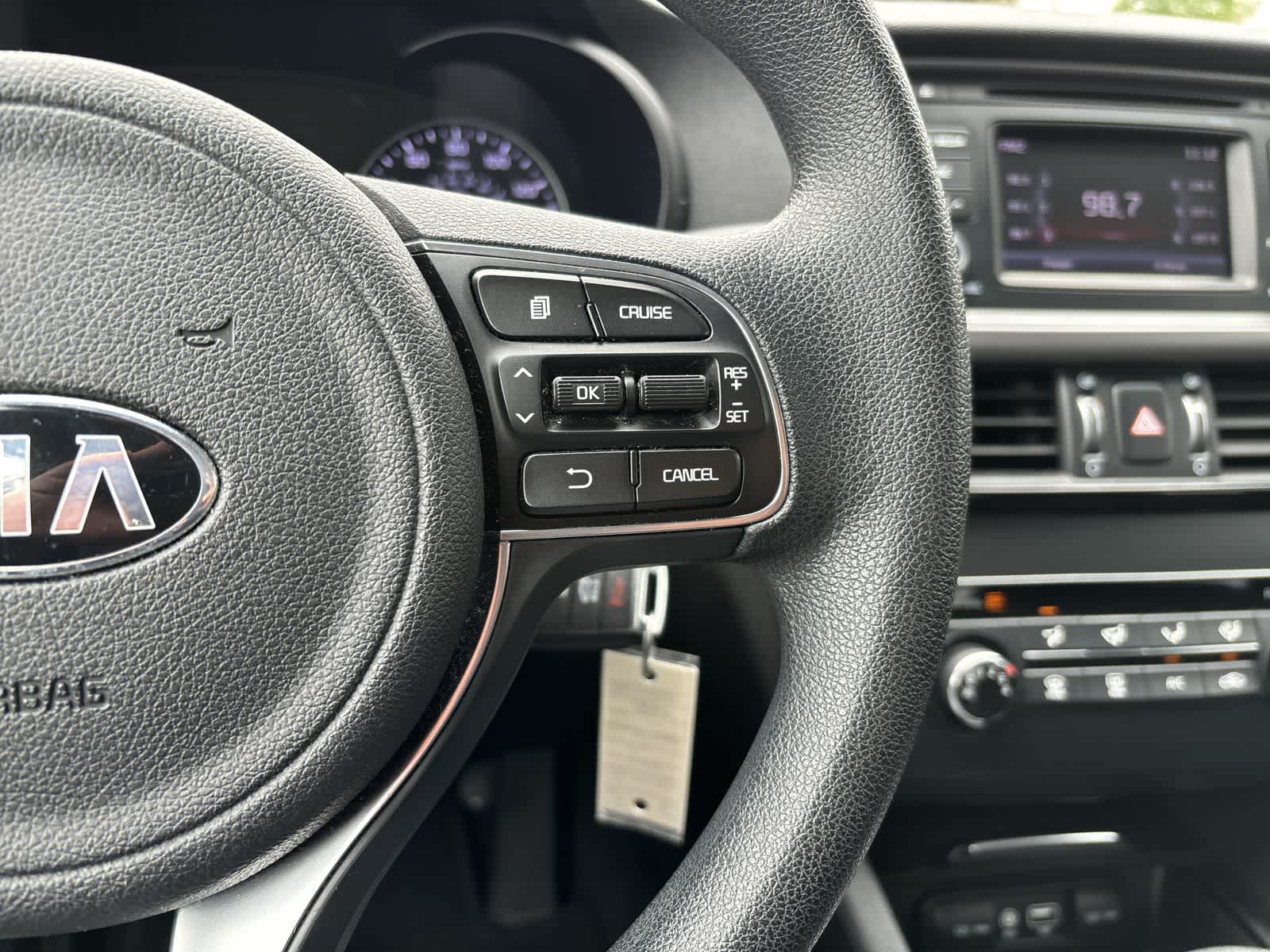 Thumbnail: 2016 Kia Optima - 11