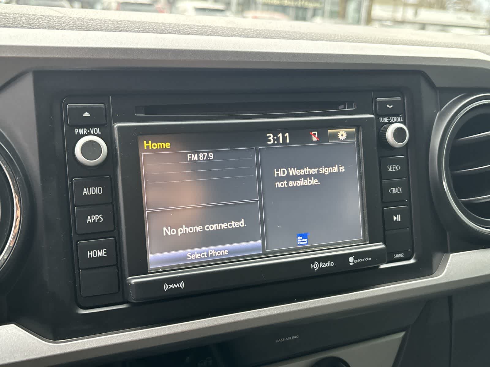 Thumbnail: 2018 Toyota Tacoma - 19